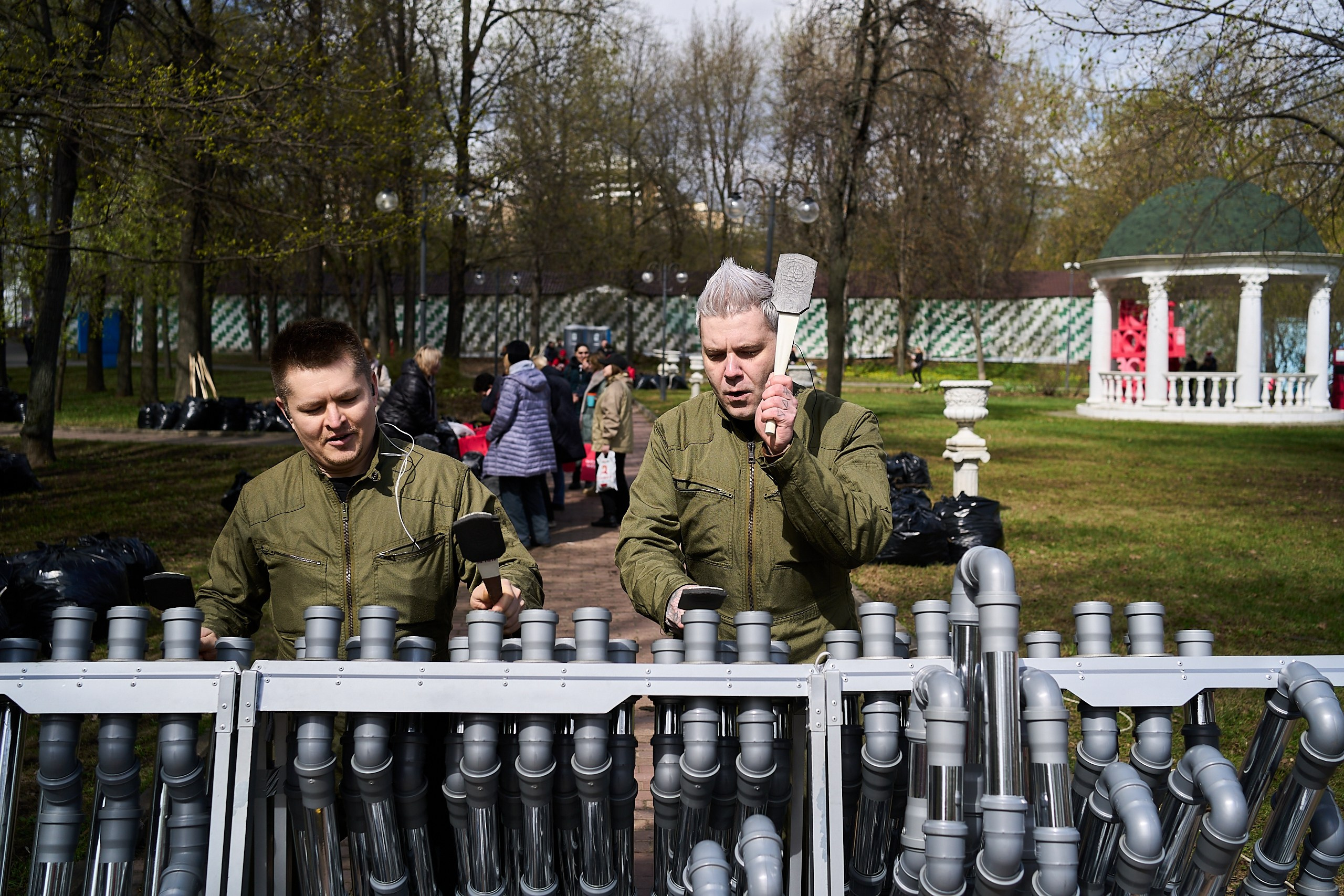Субботник у Управления делами Мэра и Правительства Москвы. Фотограф и Видеограф в Москве. Олег Корушев
