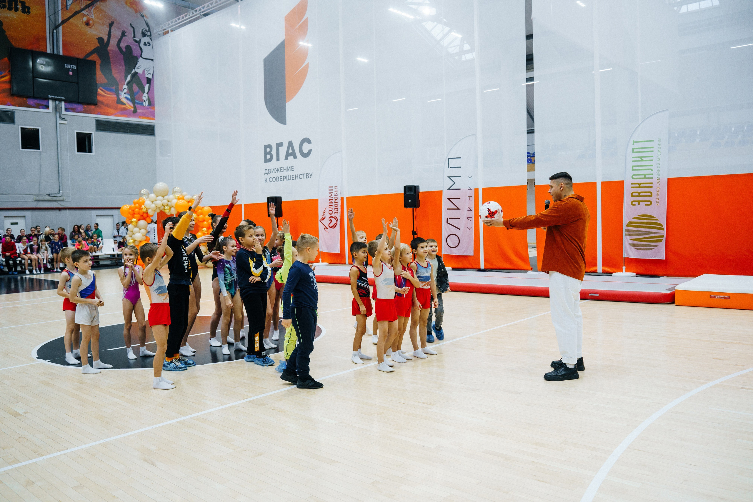 Ангелина Мельникова. Клуб спортивной гимнастики. Фотограф в Воронеже Ольга Космодемьянская