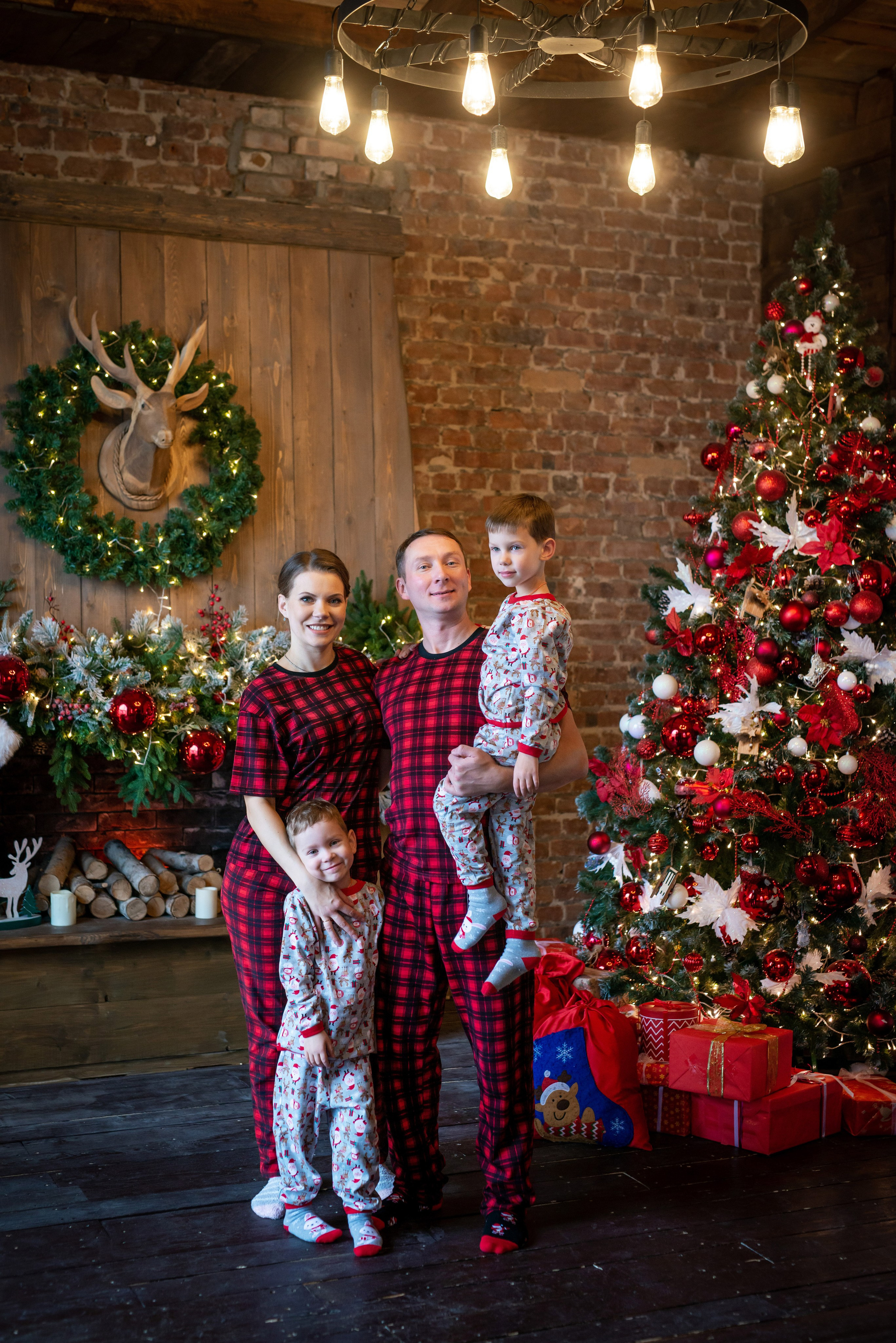 Новогодняя классика. Портретный, семейный и свадебный фотограф в Санкт-Петербурге и в Пушкине Ширяев Денис