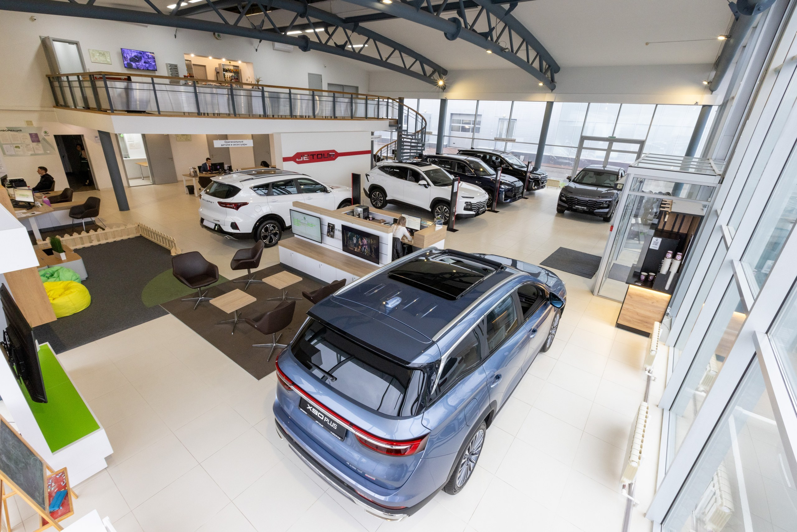 Автосалон Автоимпорт JETOUR. Фотограф в Туле Крупский АнДРей. Фотостудия «КАДР71» в Туле