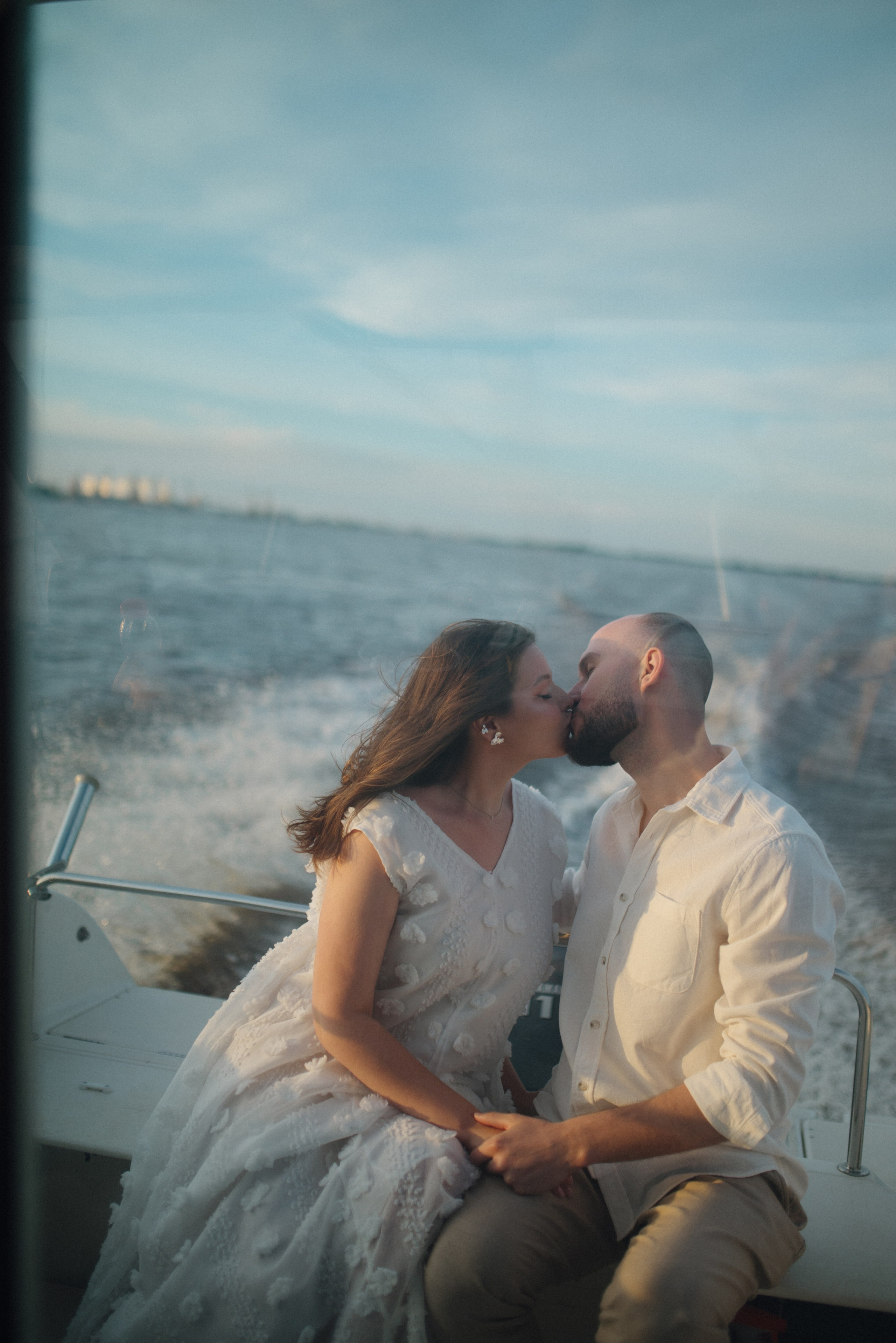 Елизавета и Роман. Репортажный и свадебный фотограф в Сургуте