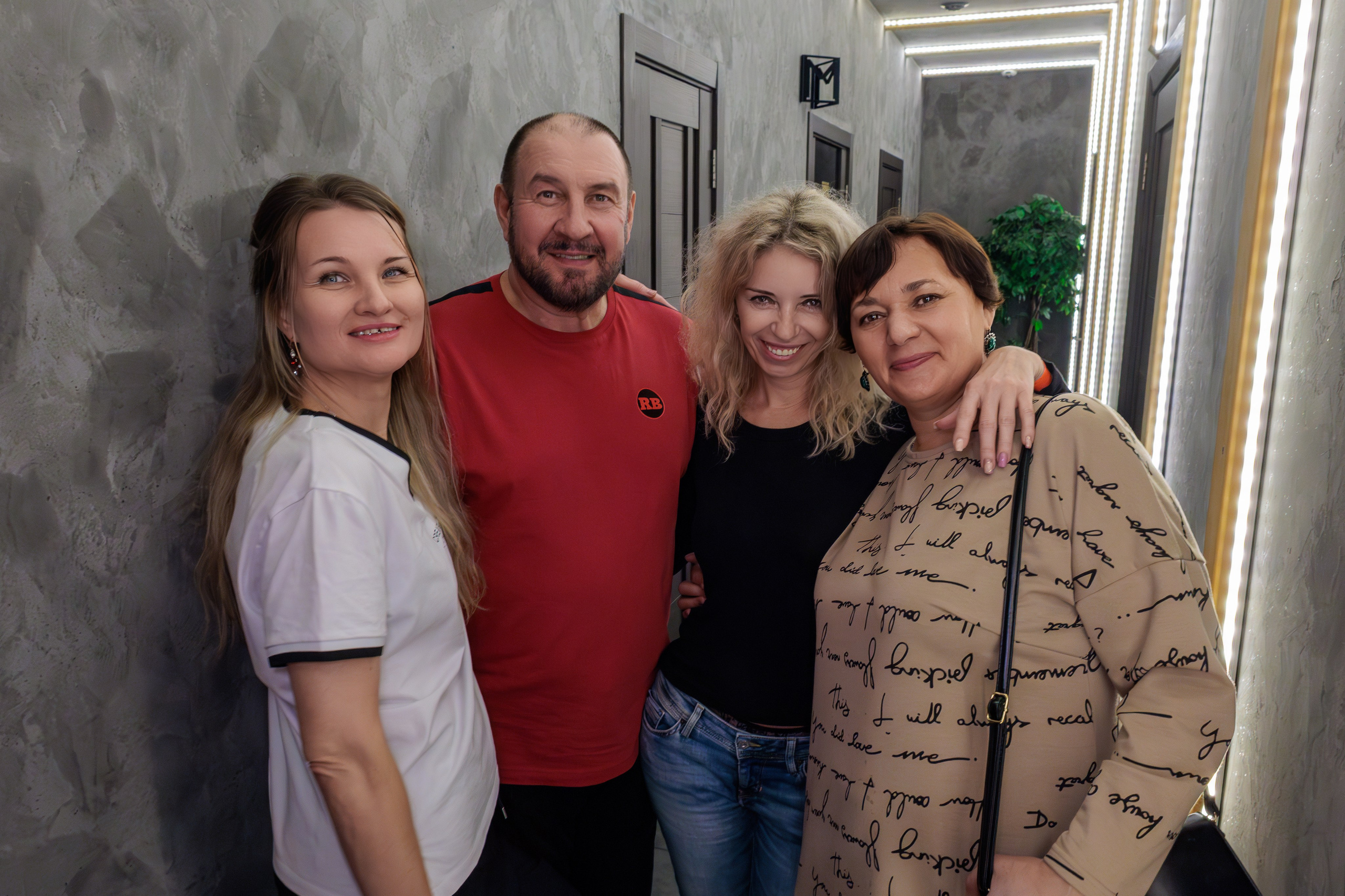 День рождения Red Bar. Ваши Истории. Фотограф/видеограф. Абакан