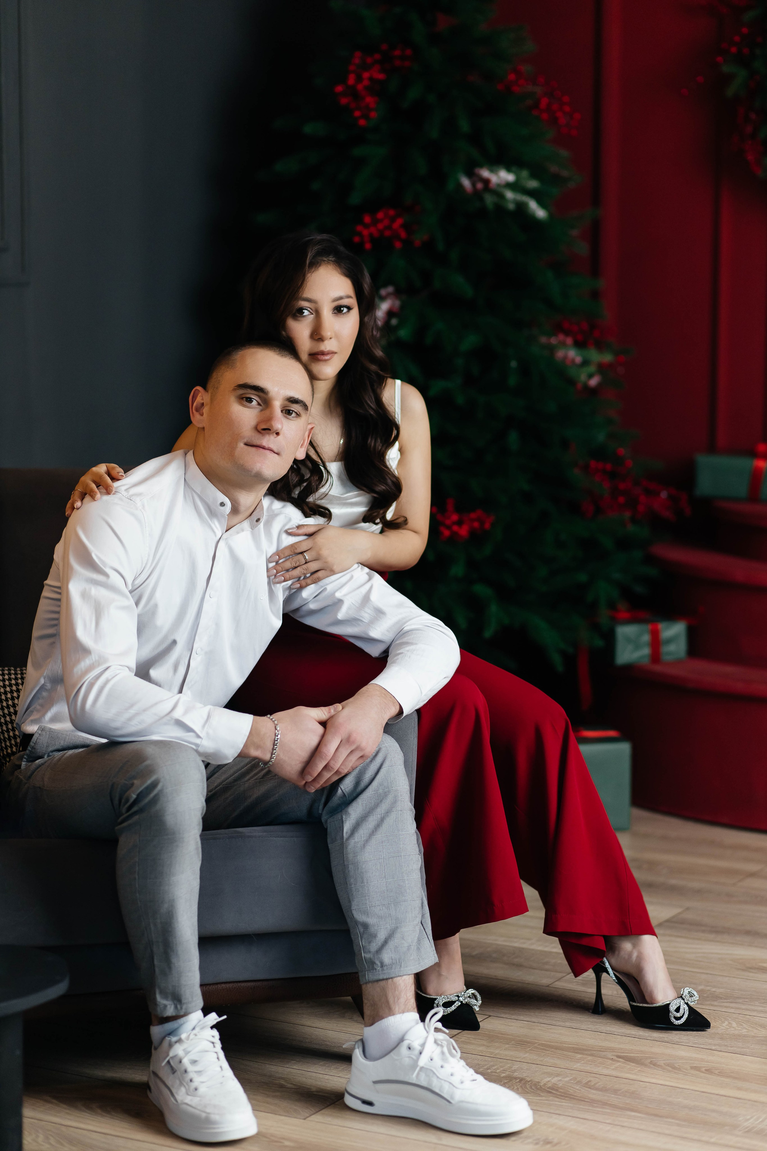 Новый год 2026 Анжела и Олег. Женский фотограф в Оренбурге Ирина Заводчикова