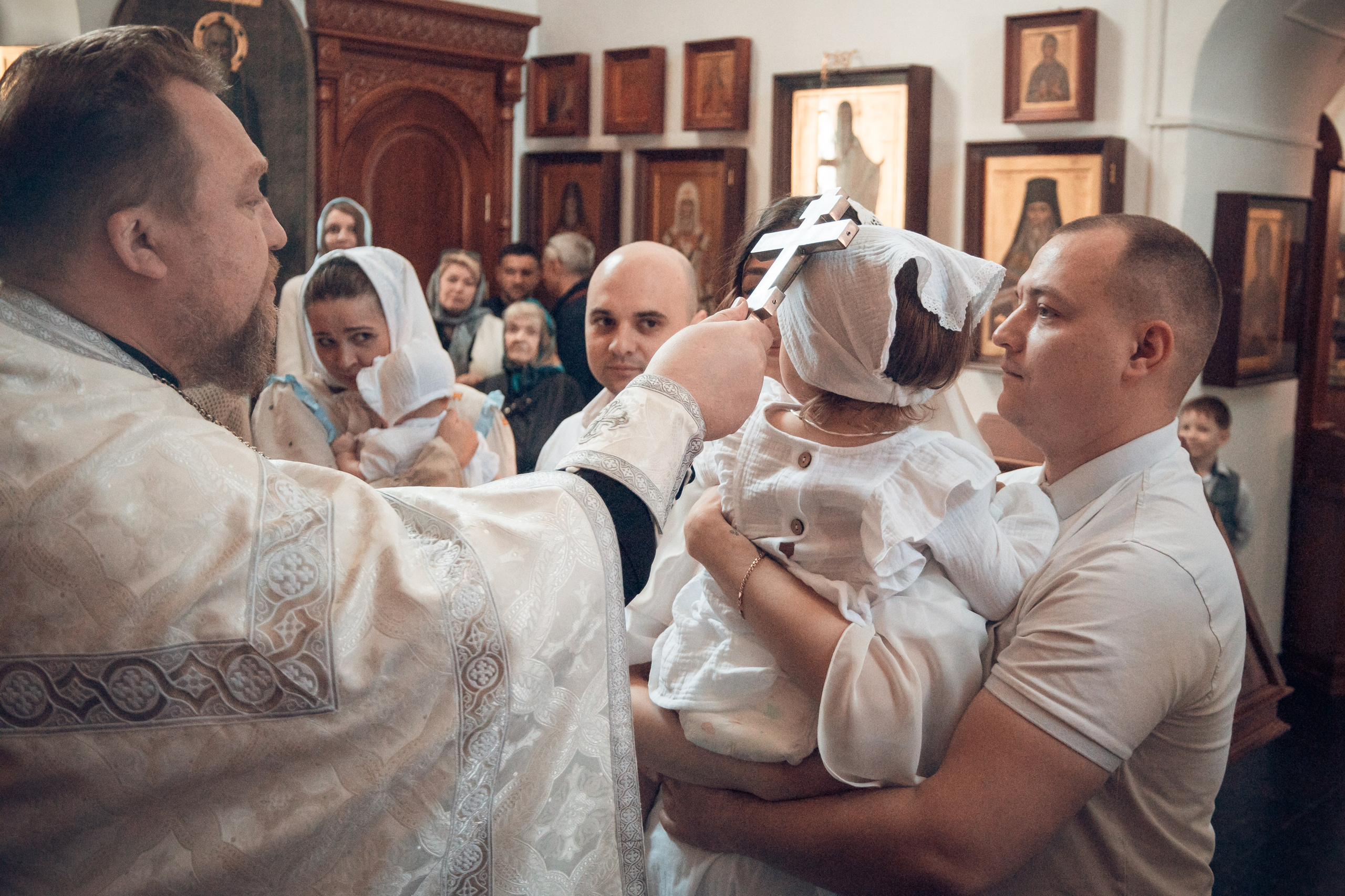 Таинство Крещения Киры. Благовещенская церковь. Семейный фотограф в Рязани и Рязанской области