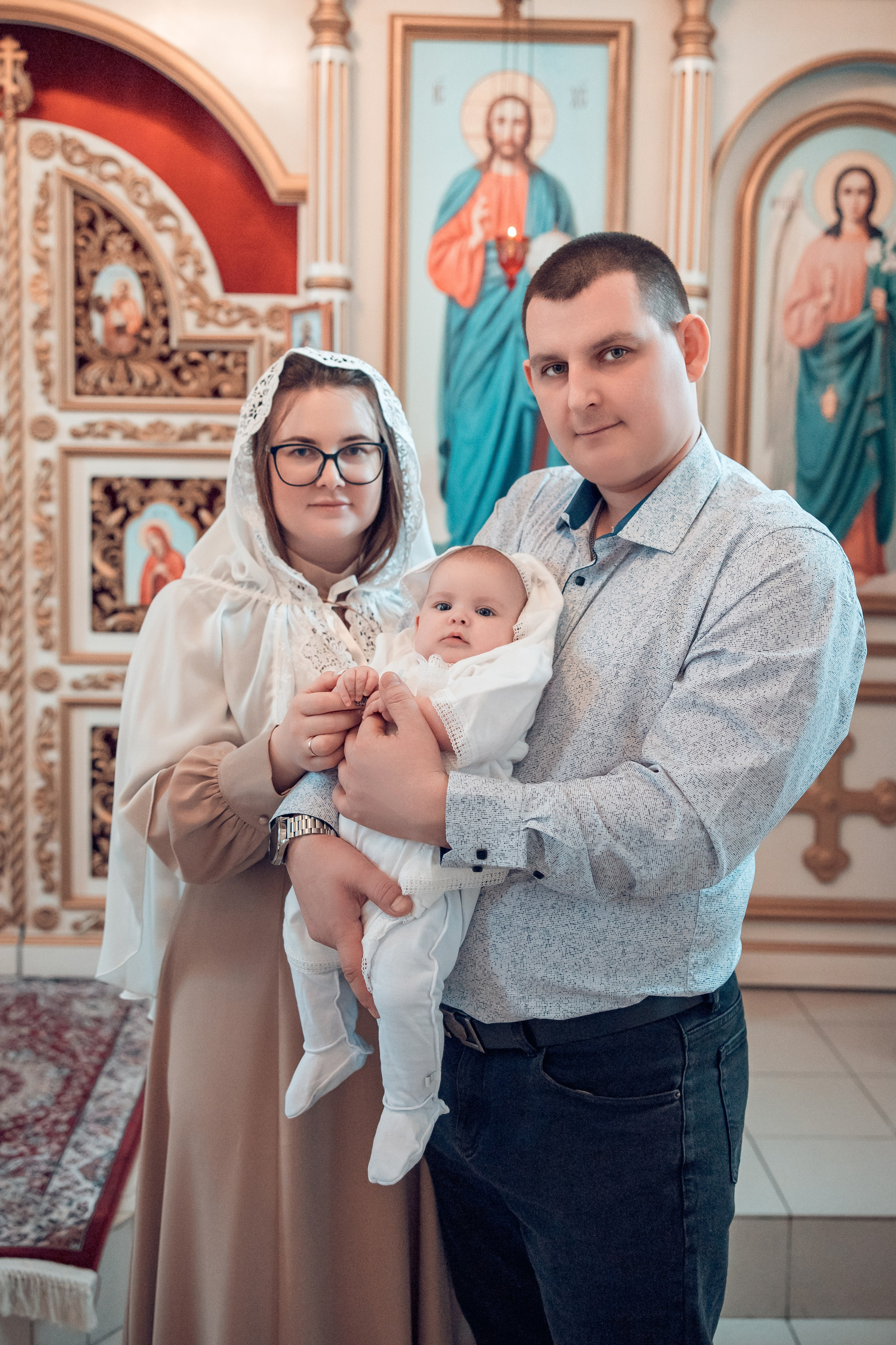 Таинство Крещения Виктории. Церковь Казанской иконы Божией Матери в Вышетравино. Семейный фотограф в Рязани и Рязанской области