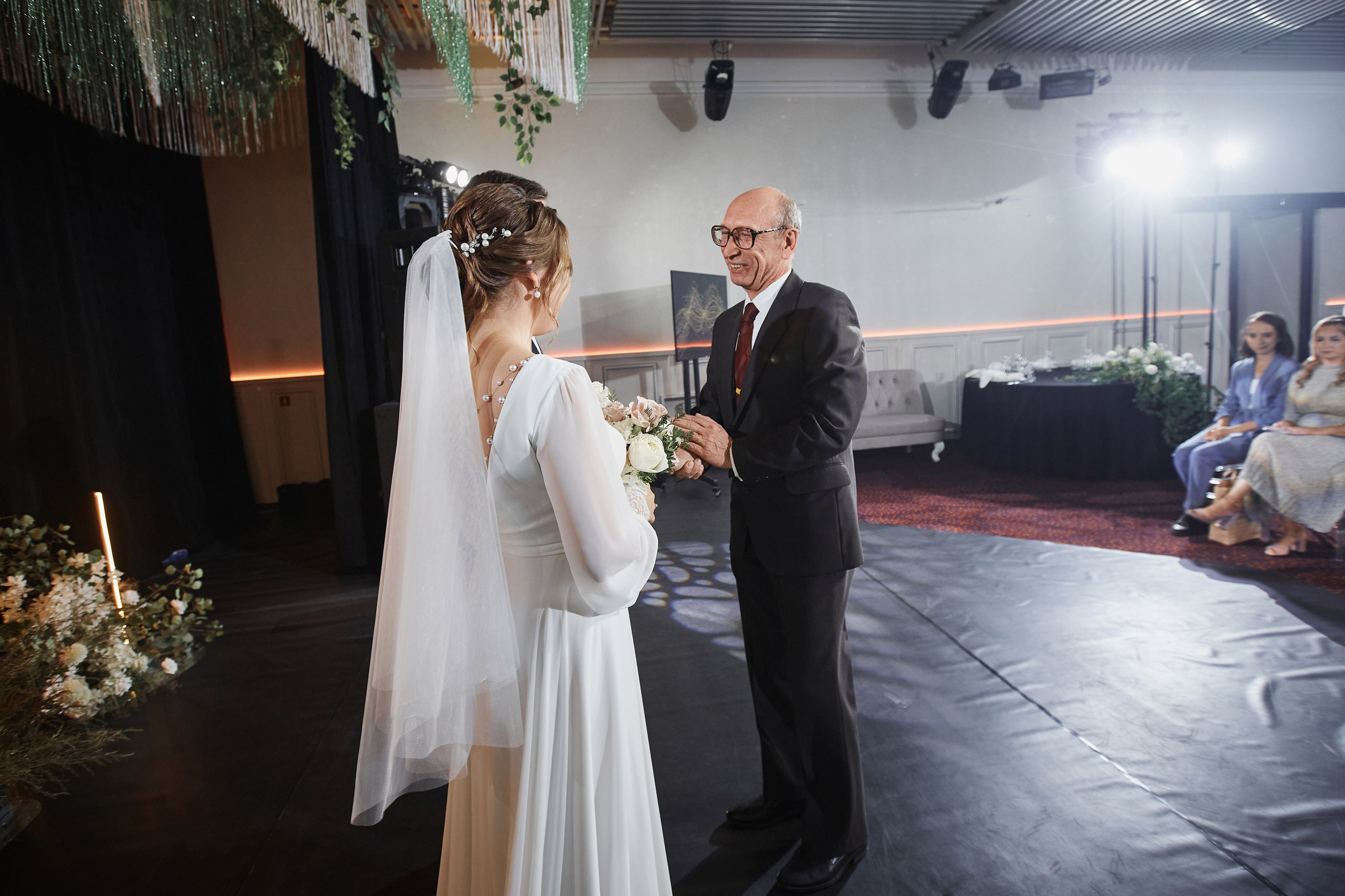 Костя и Елена Банкет. Ваш фотограф Антон Колташов город Курган Тюмень Челябинск Екатеринбург