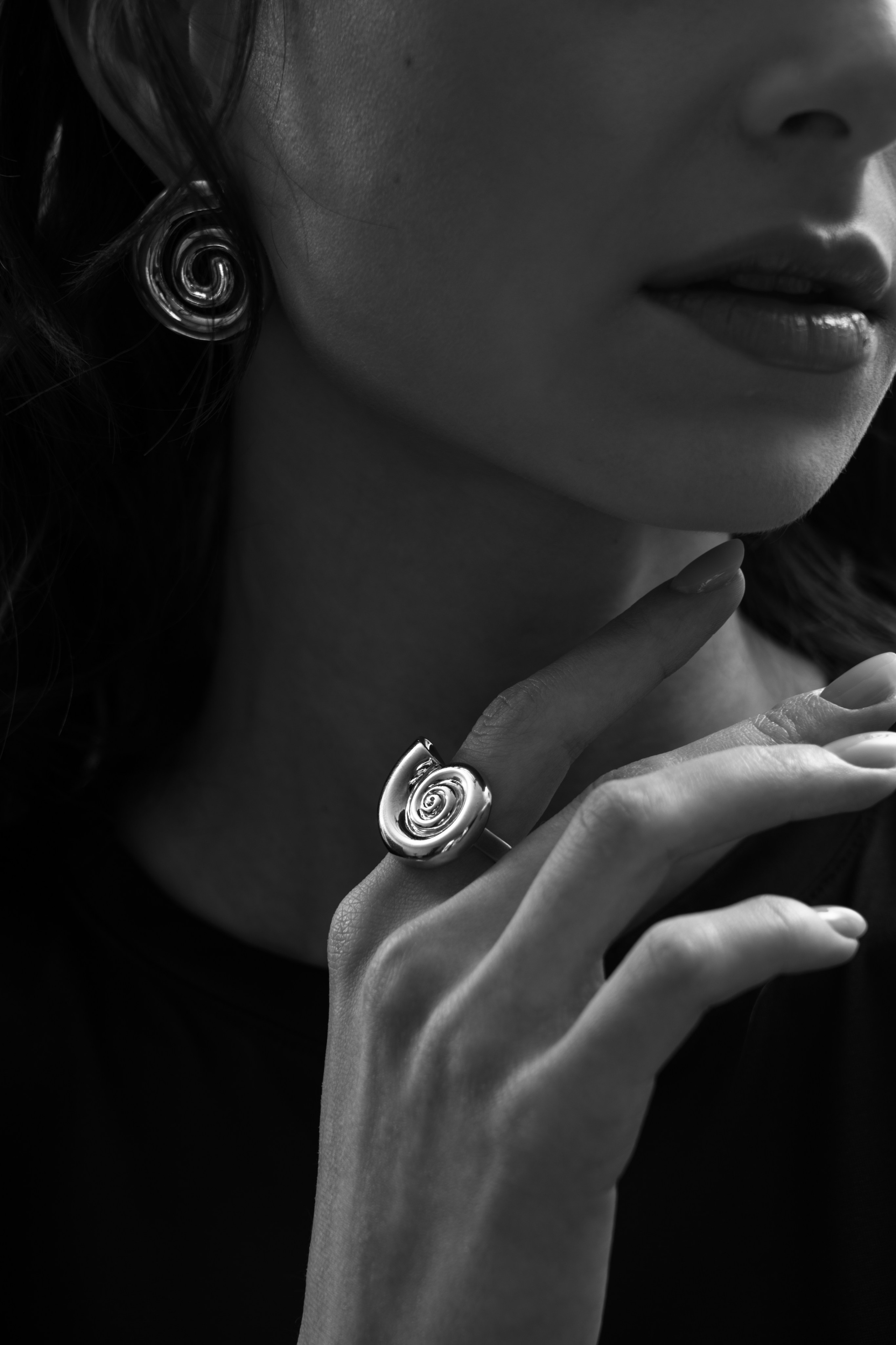 Фотосъемка украшений в Барнауле. Фотограф для бизнеса, маркетплейсов, контента и соцсетей в Барнауле Савинкова Виктория