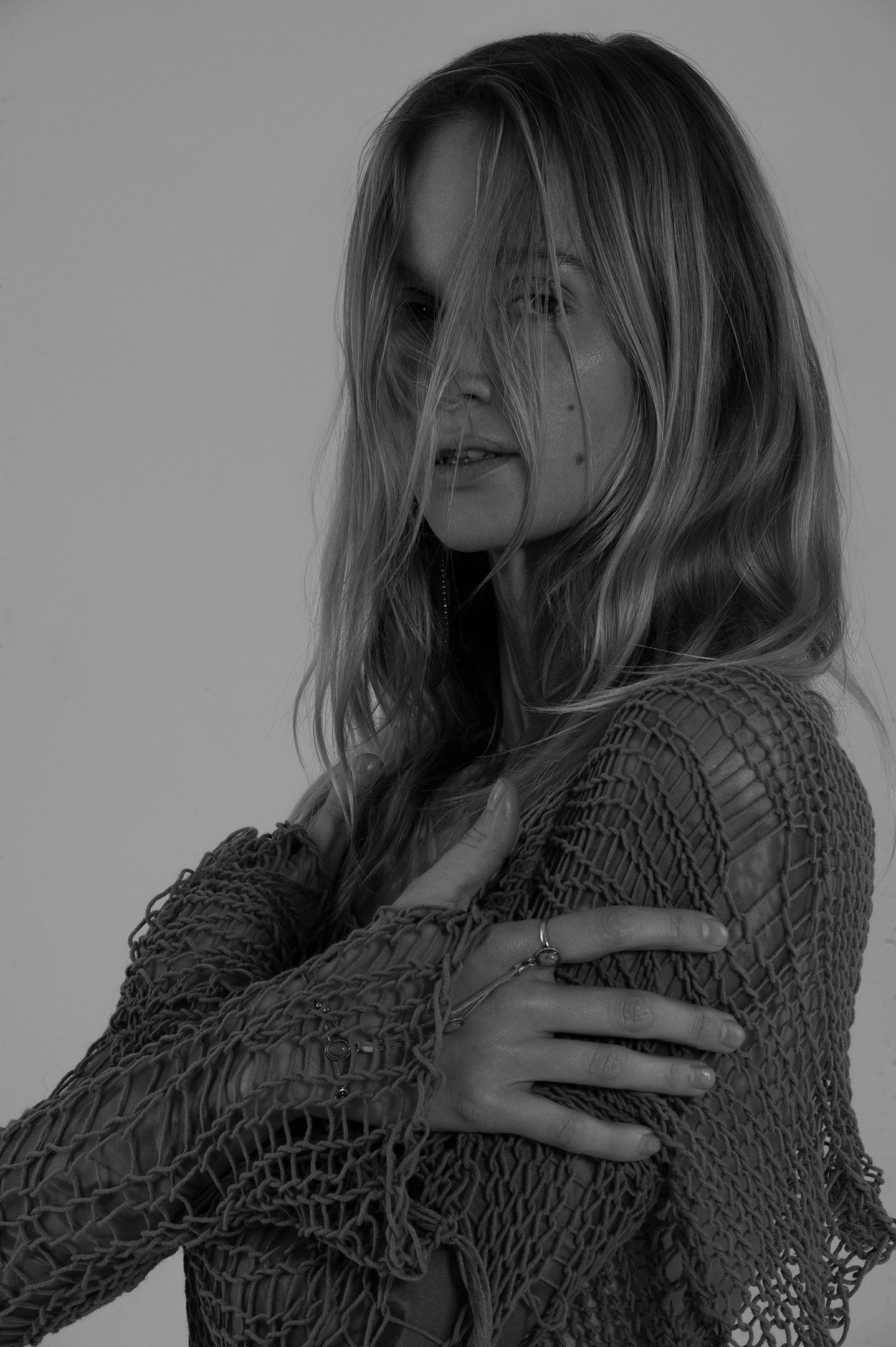 Фотосессия в стиле минимализм. Александр Mr.Brass — фотографирую женский портрет в Москве