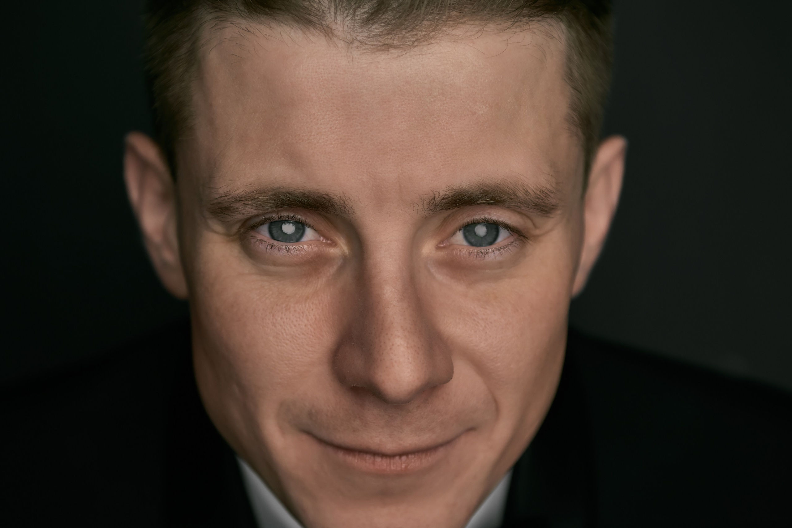 Мужская фотосессия. Портреты для ведущего мероприятий