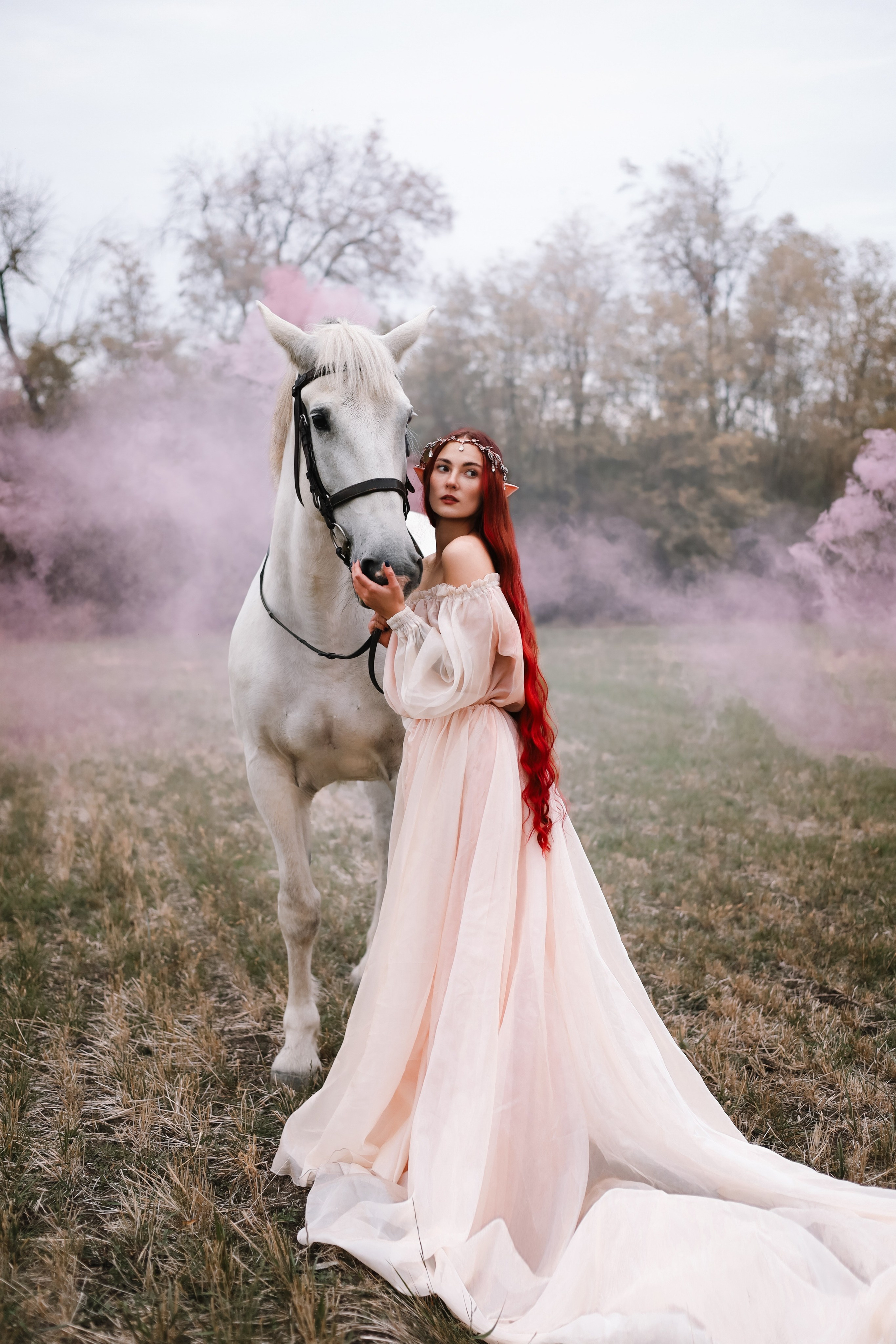 Сказочная съемка с цветным дымом. Семейный и конный фотограф в Краснодарском крае и Адыгее