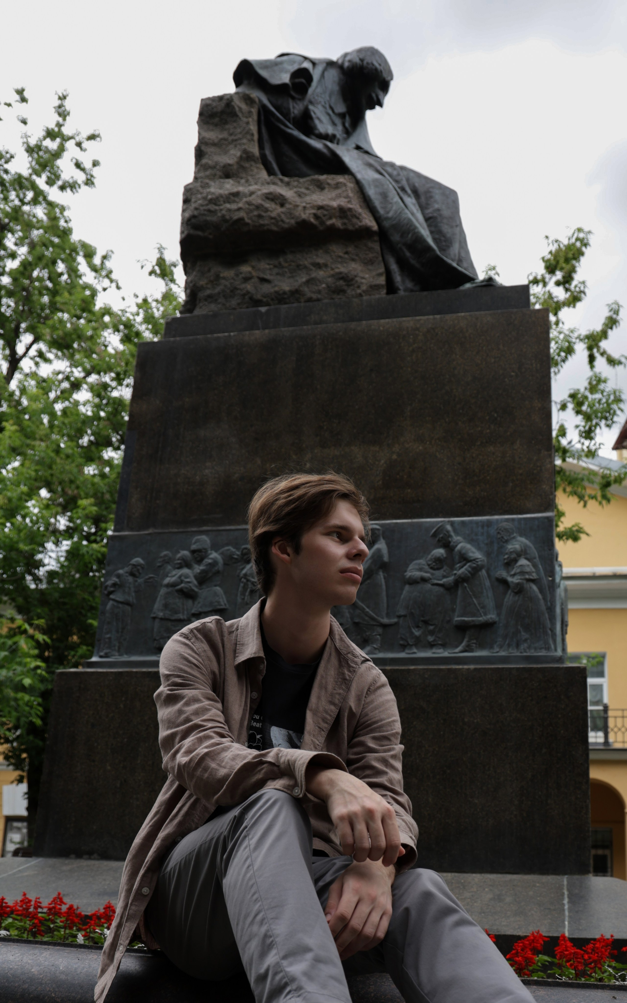 Web under the dome. Portrait photographer based in Toronto — Blinova Mariia