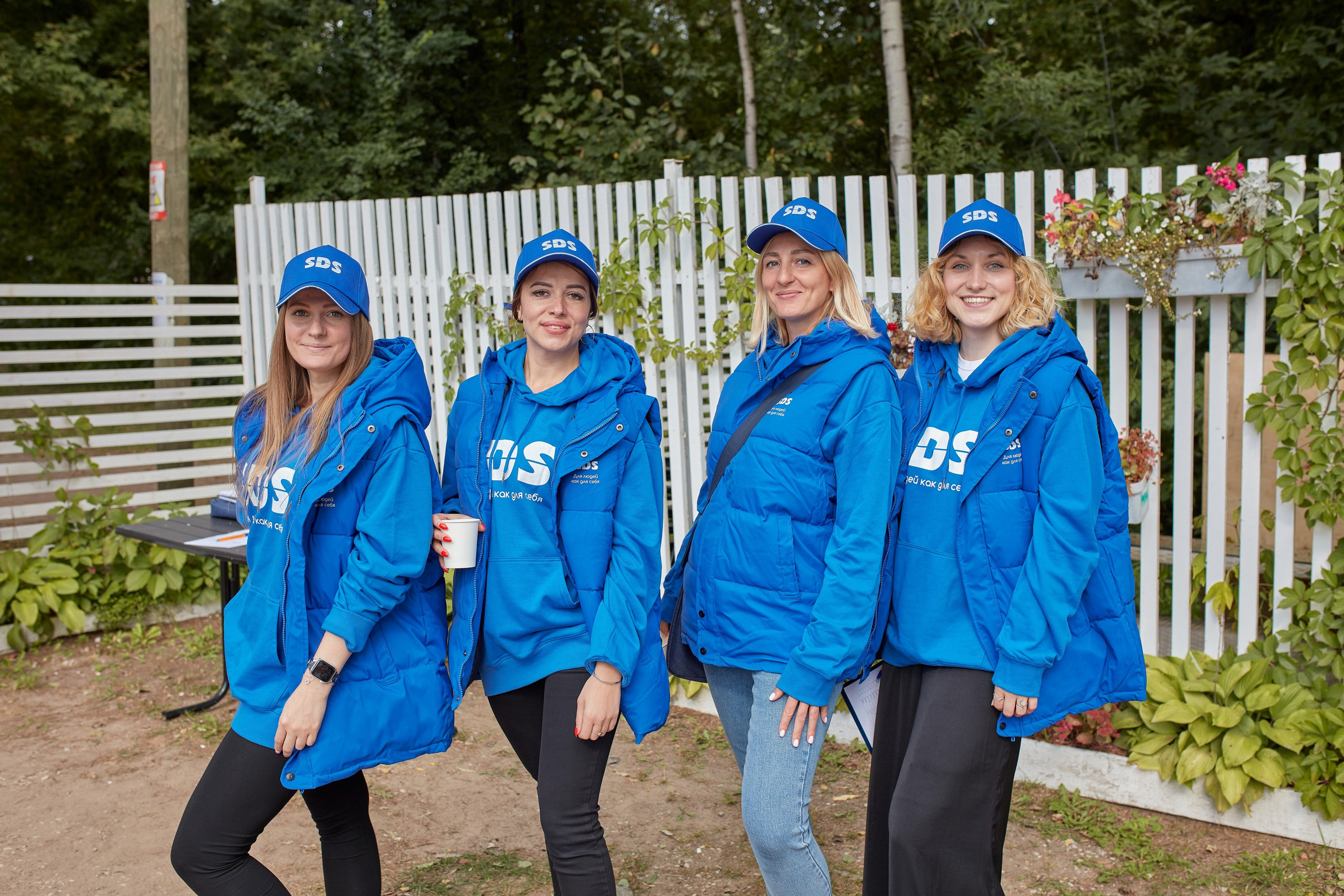 Форм электромонтажников Rexant и Kranz. Коммерческий фотограф в Москве Павел Володин — фотосъемка для бизнеса