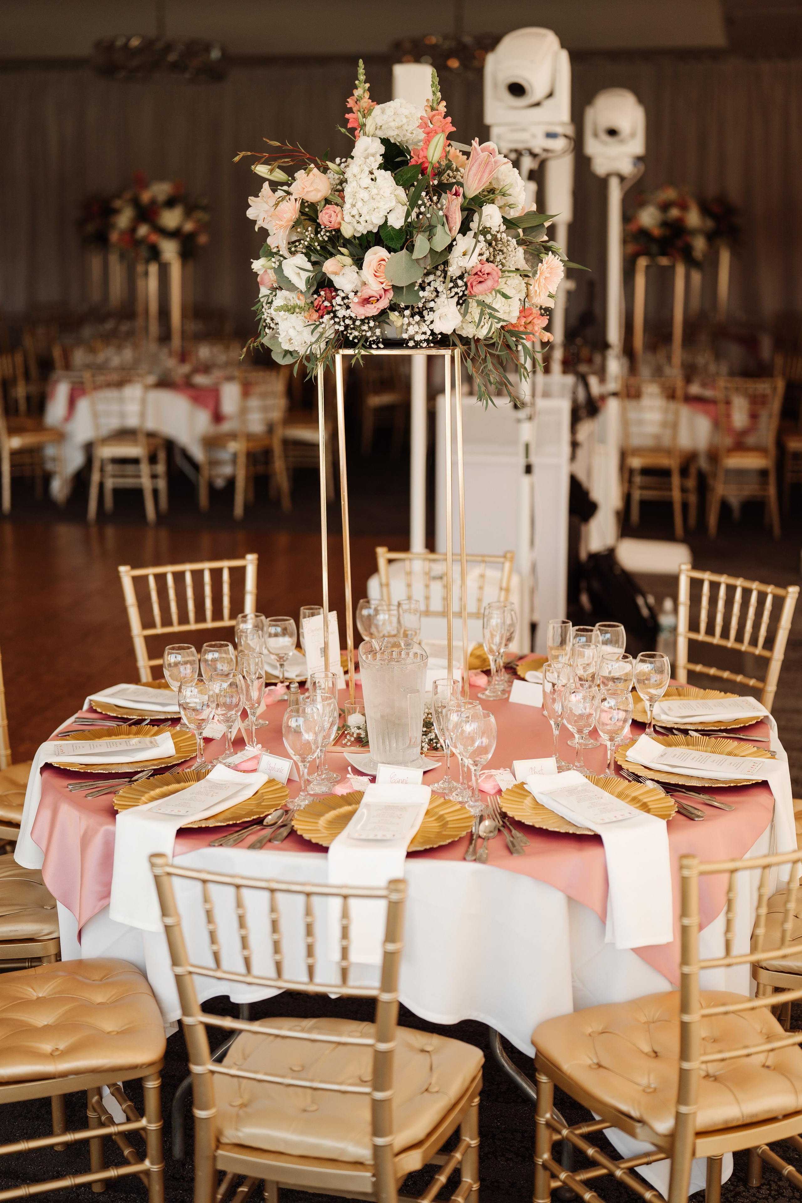 2025-08-16_AndreaChristopher. Ретушер Зенькевич Света