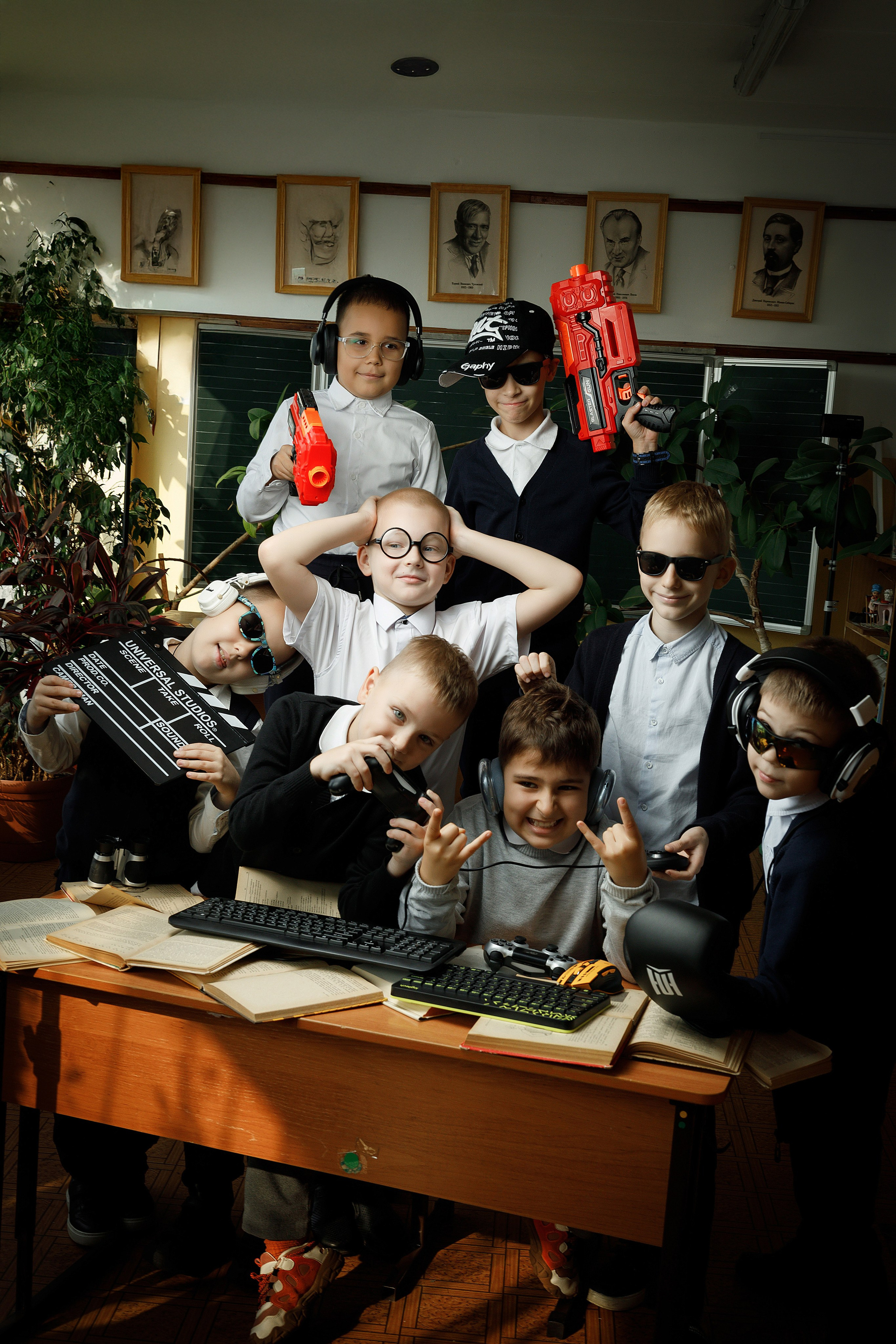 Фотосессия для 2-го класса шк 58. Photoalbum-vl.ru