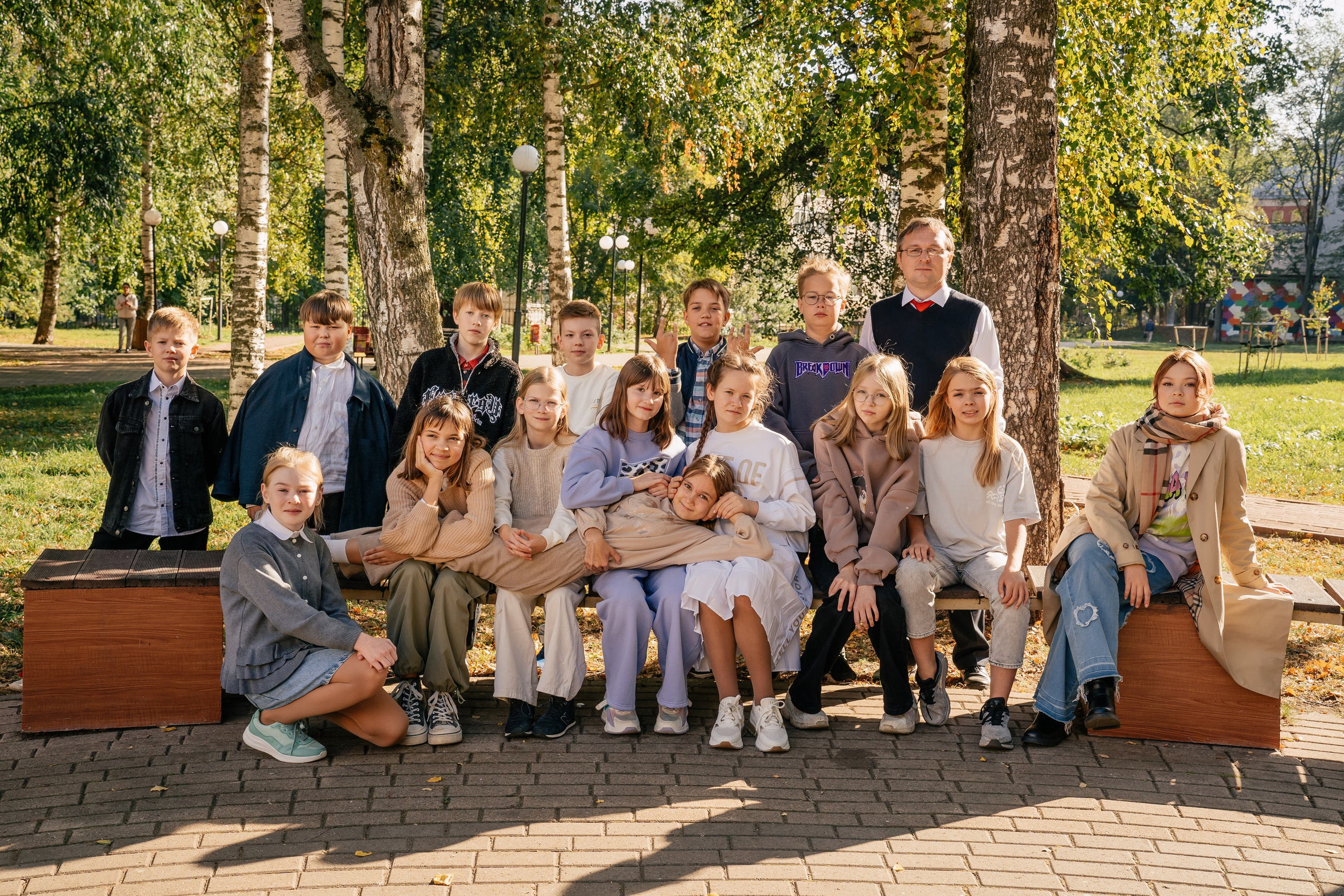 Осенняя фотосессия для школьников. Выпускные альбомы в городе Кирове. Фотограф Екатерина Невская