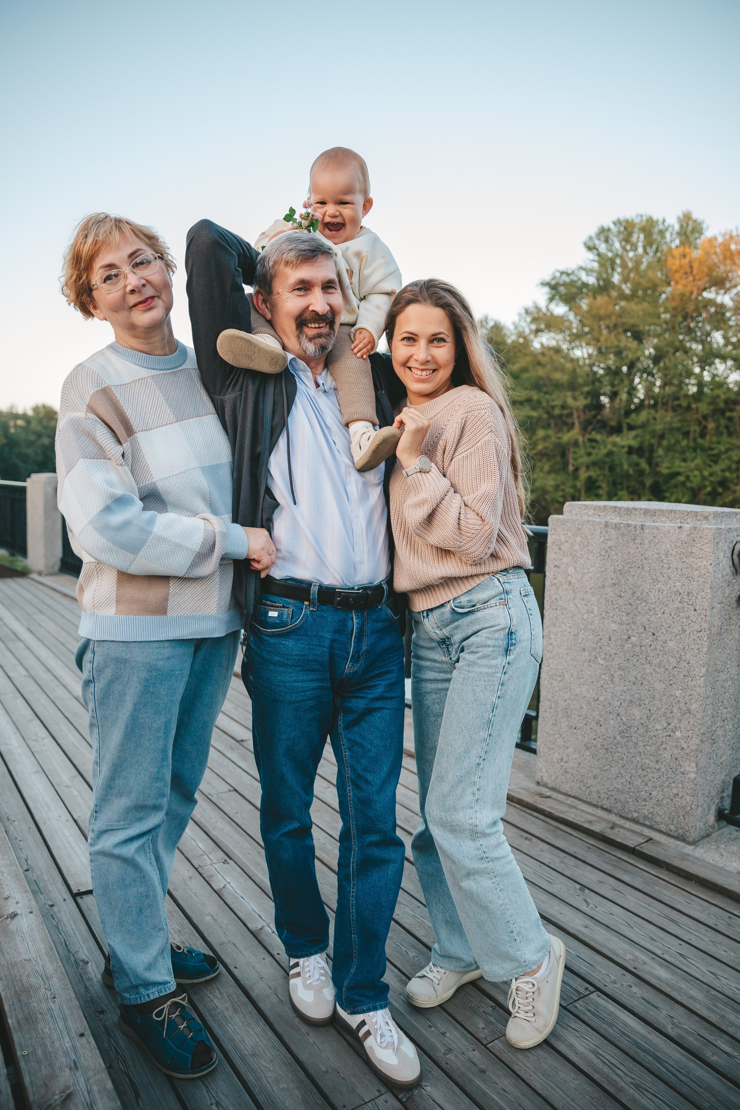 Саша, Аня, Михаил и Татьяна. Семейный lifestyle фотограф в Санкт-Петербурге Людмила Пахомова