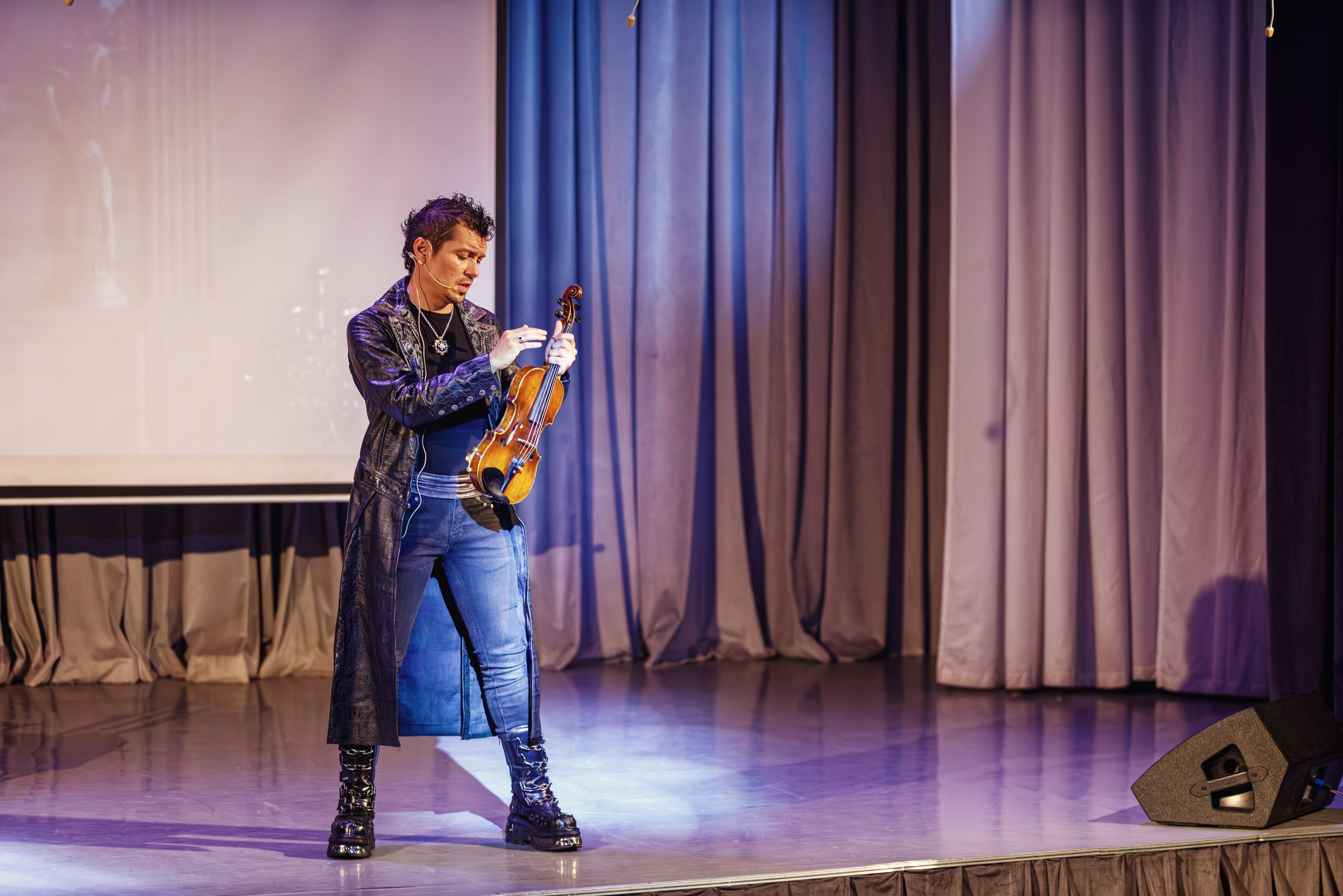 Мюзикл. Скрипка Паганини. Бэкстейдж. Фотограф портретист в Троицке и Москве Иван Парусиди