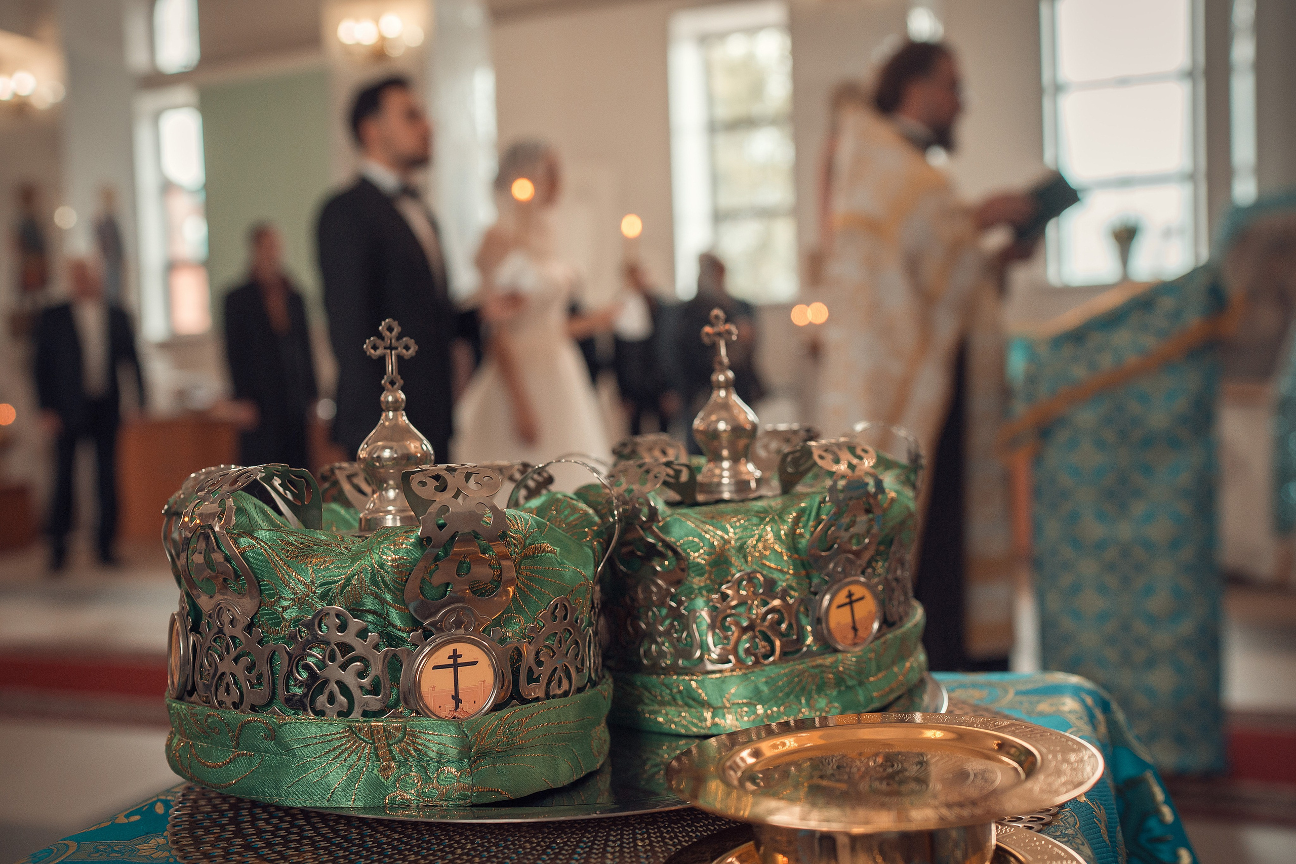 Таинство Венчания Ивана и Полины Храм Феодора Тирона. Фотограф на Крещение и Венчание в Красноярске Рамазанова Юлия