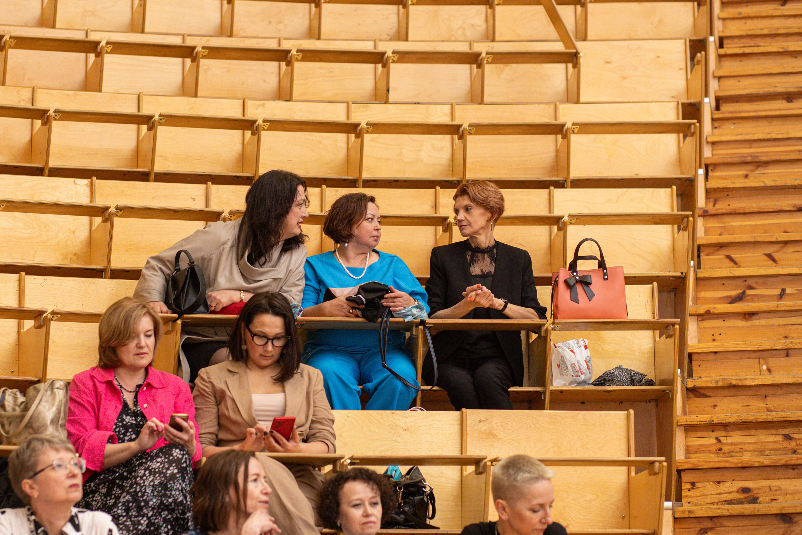 Встреча выпускников. Стоматологи СПб. Семейный фотограф в Вышнем Волочке — Ульяна Иванова | Фотосессии для всей семьи