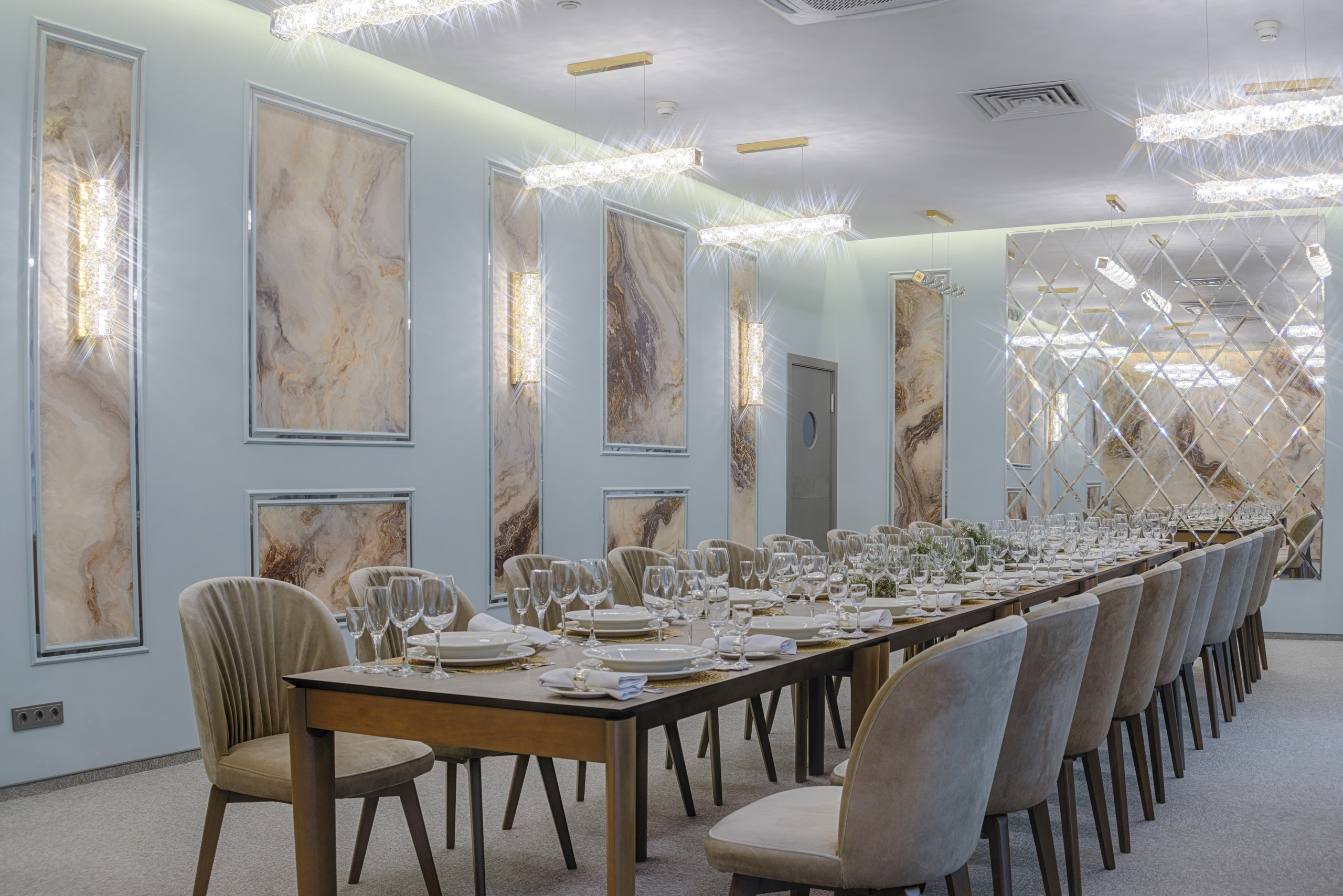 Hotel «Viktoriya». Фотограф Платон Македонский