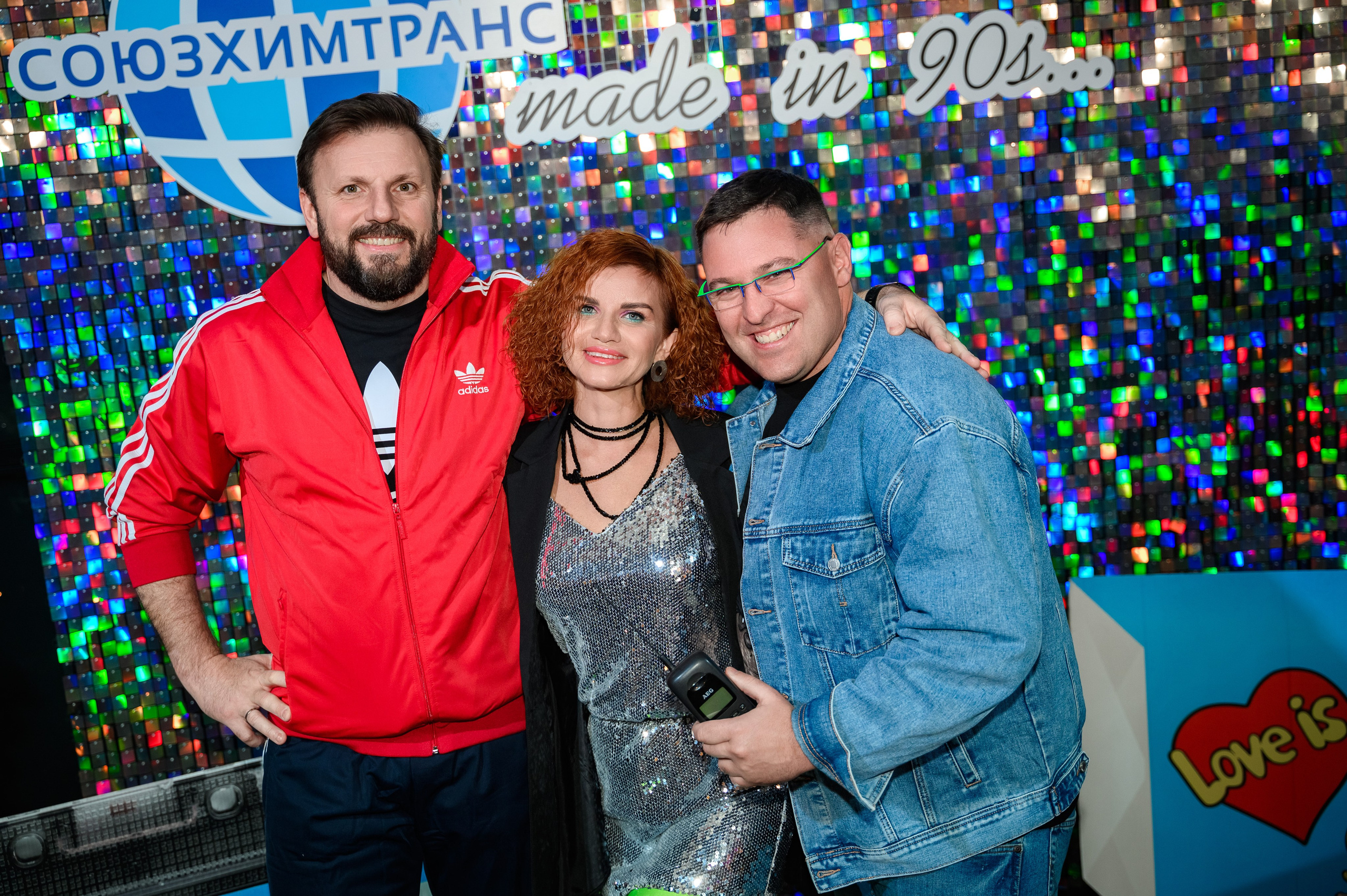 Фотосъёмка Корпоратива в стиле 90-х