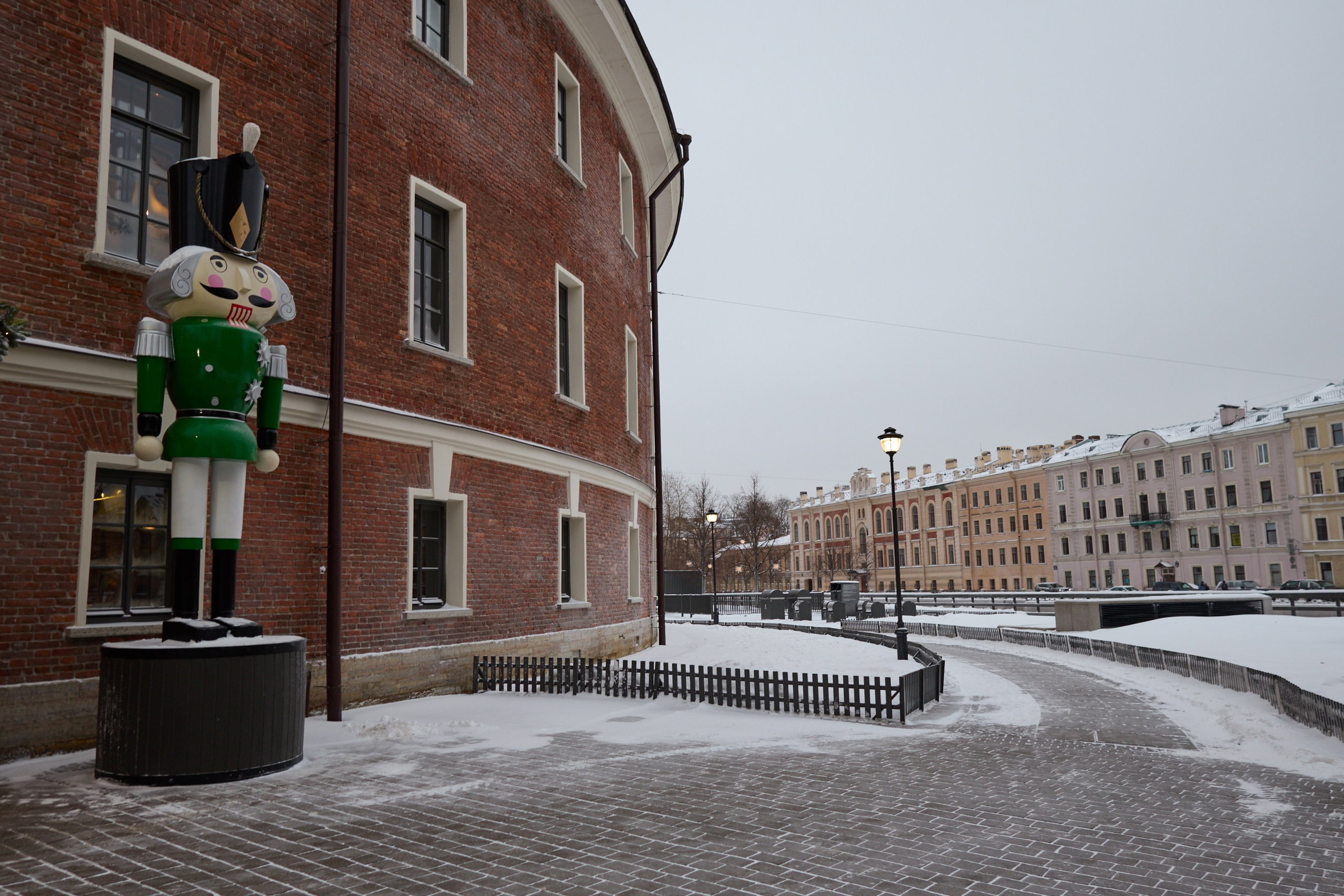 Рождество въ Санктъ-Петербургѣ. Фотографъ Сергѣевъ. Поймать мгновеніе