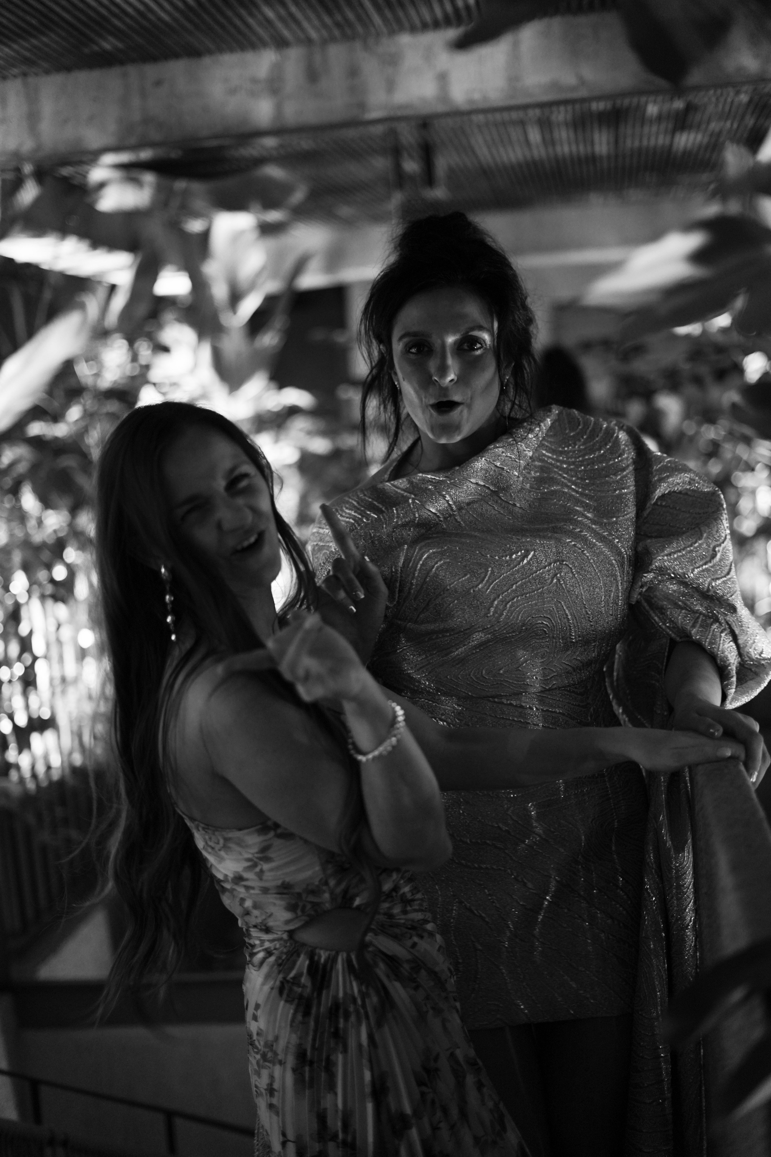 Olivia and Zack / 1 wedding day. Wedding Photographer in Barcelona and Medellin