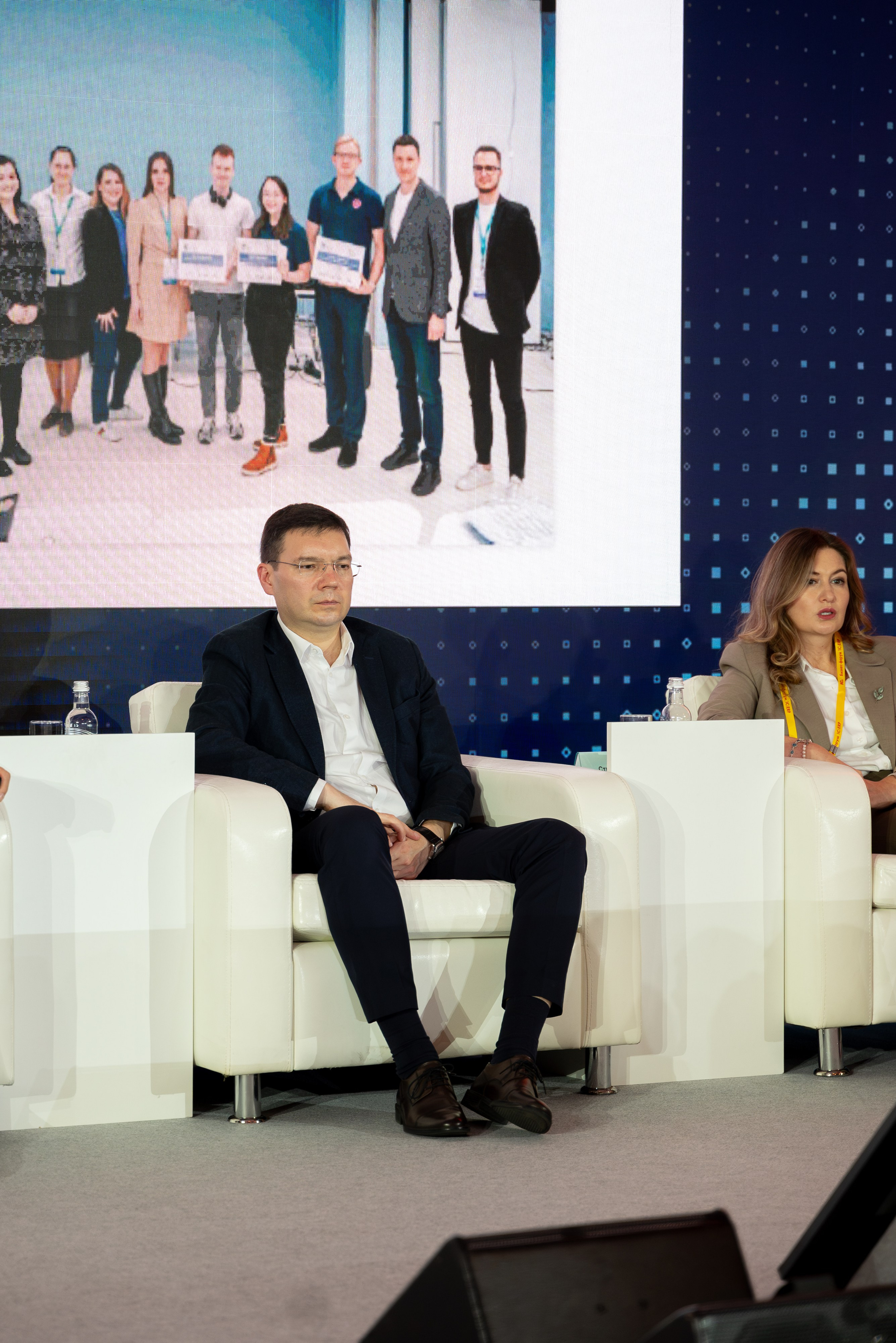 Форум 1С Крокус Сити Холл. Выпускные альбомы Москва и МО. Школьный и семейный фотограф