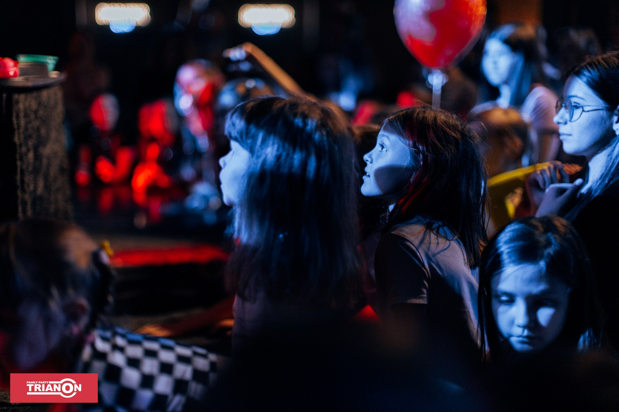 Семейная дискотека TRIANON. Фотограф Владимир Молоканов