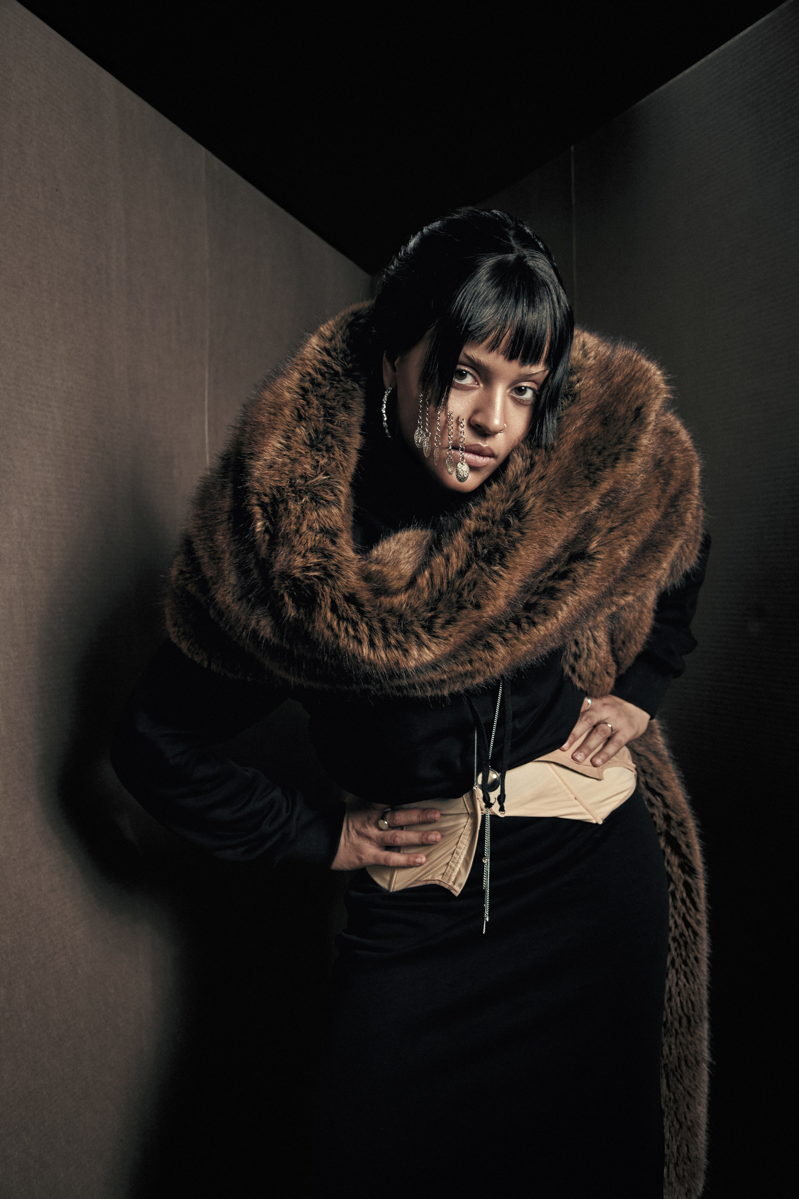 Сюзанна. Jonyiti