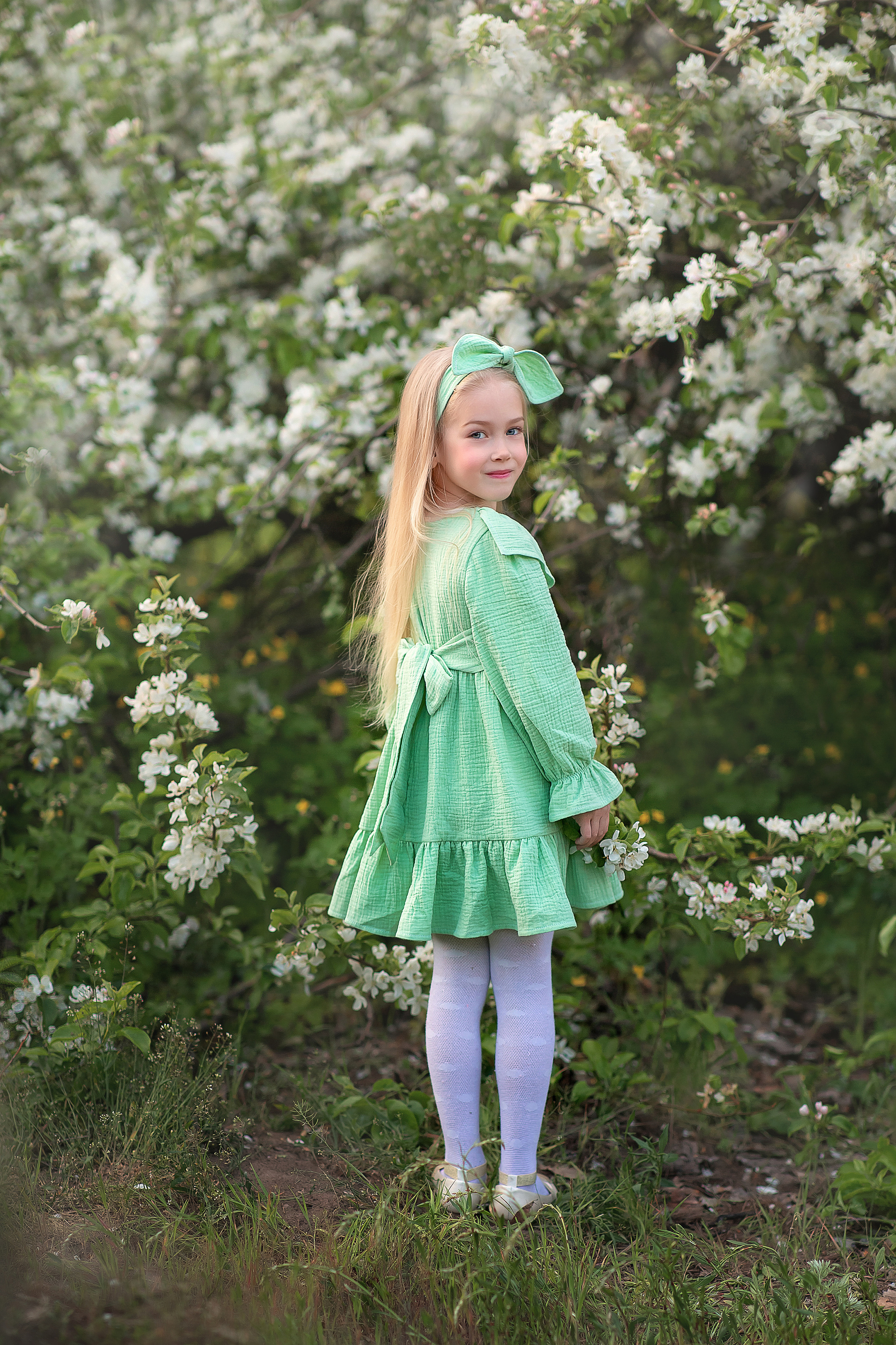 Дианочка яблоневые сады. Фотограф на крещение и венчание