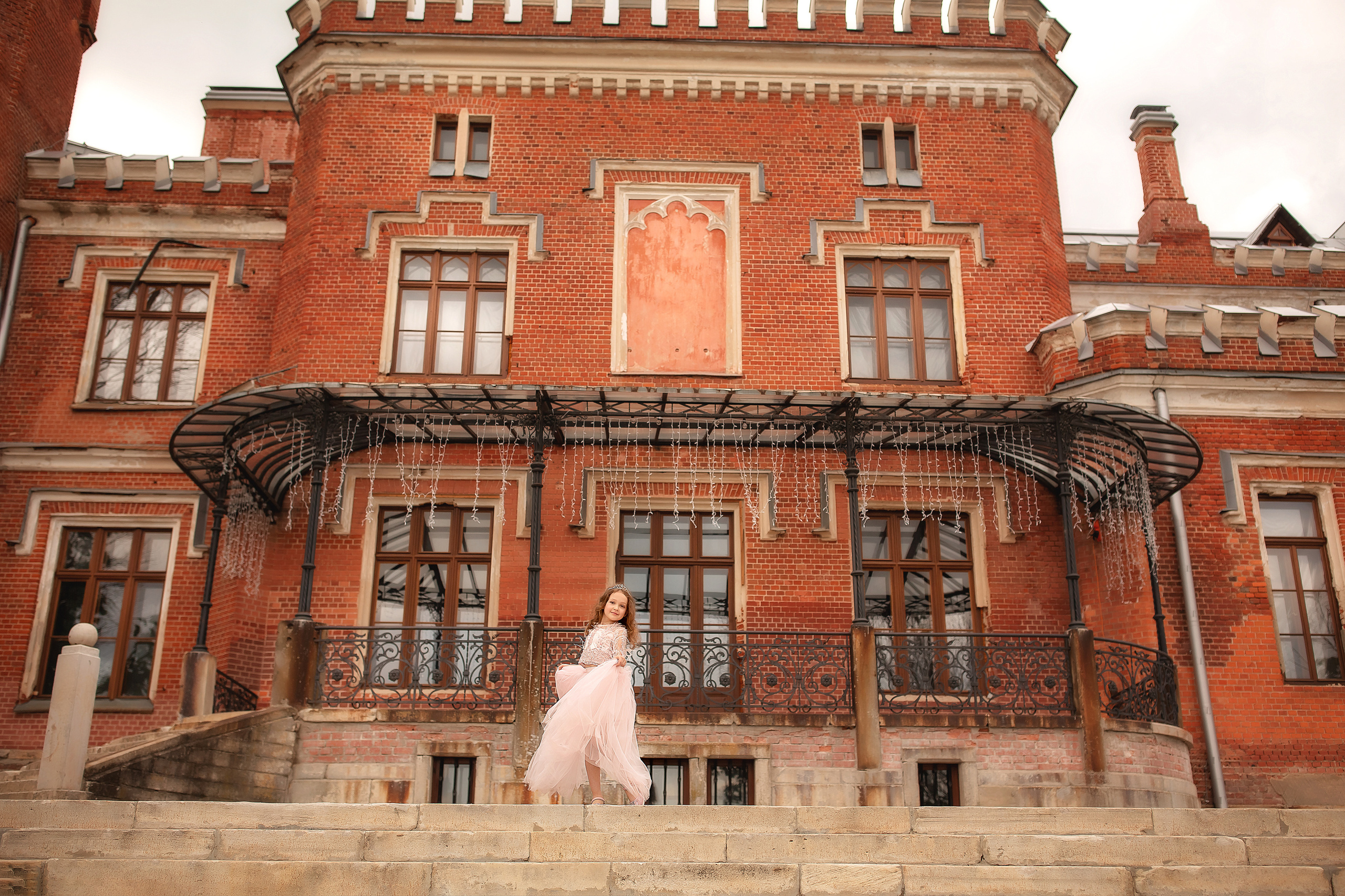 Карина Ольденбургский дворец. Фотограф на крещение и венчание