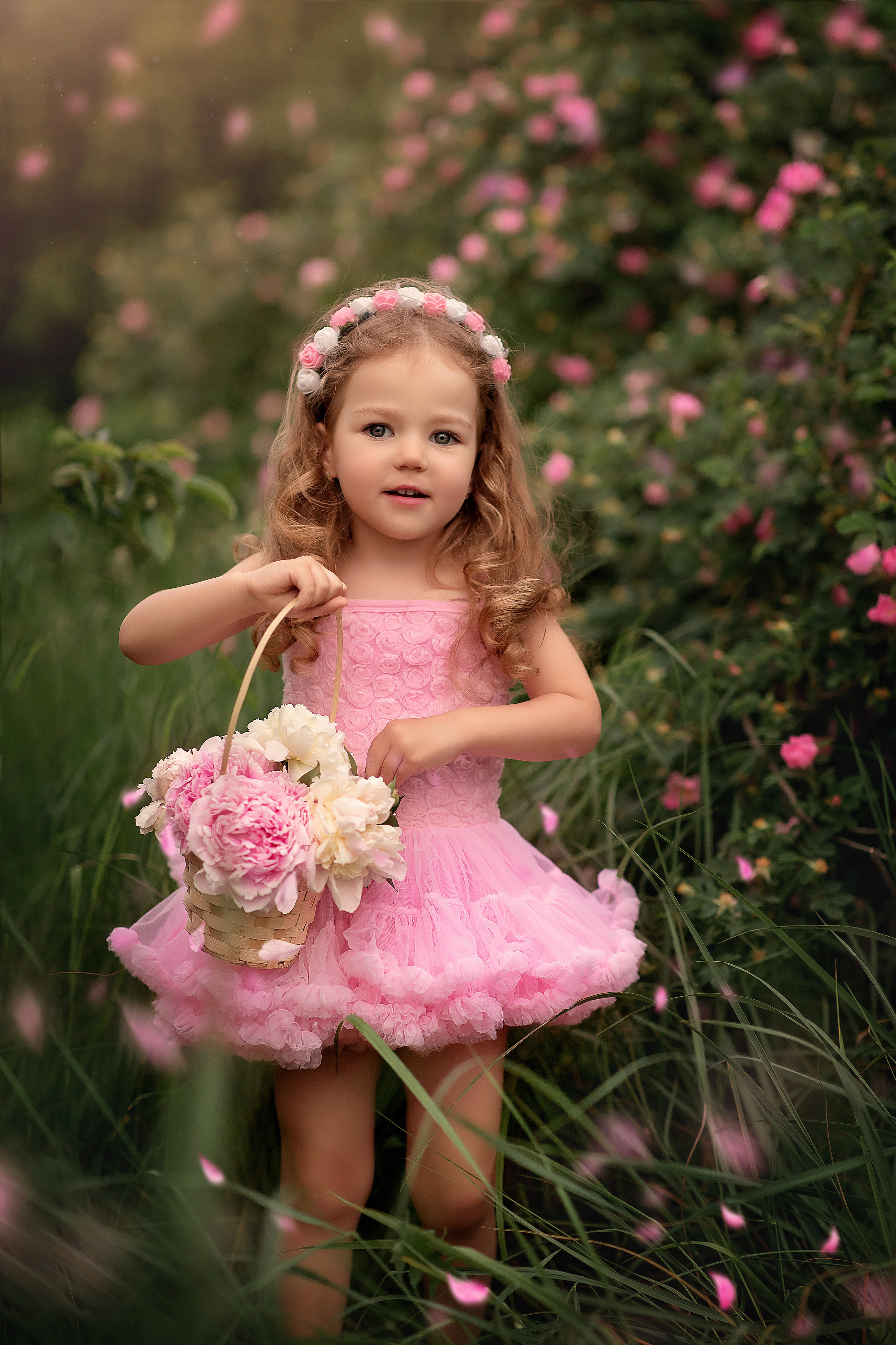 Кристина и Тая Белый колодец. Фотограф на крещение и венчание