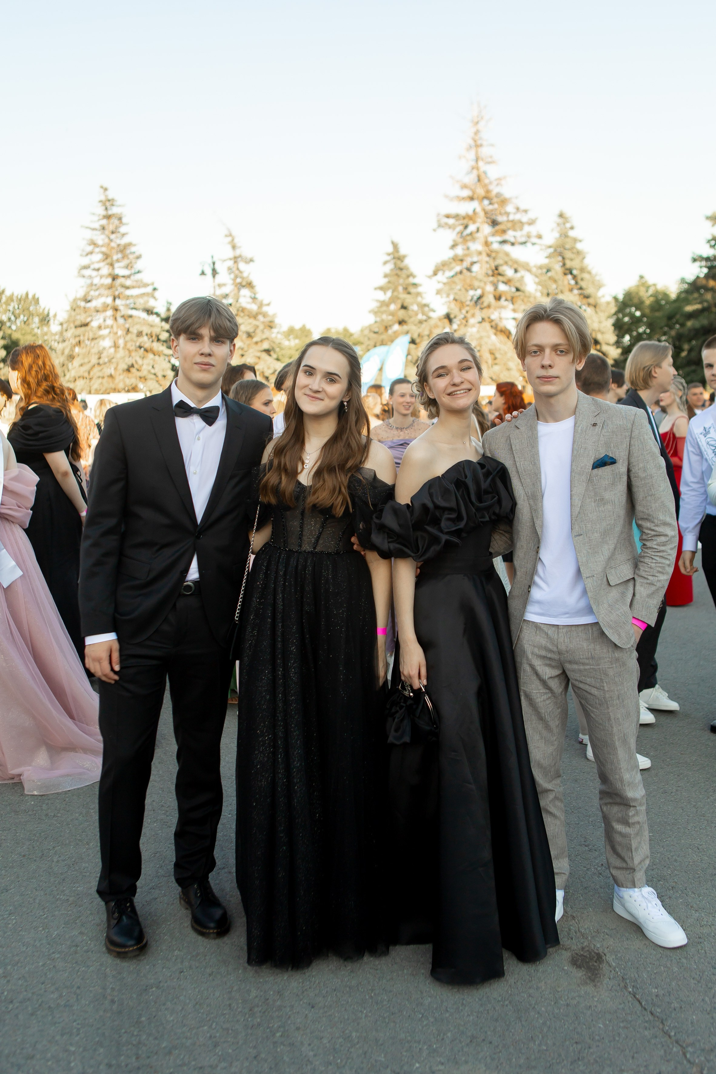 Выпускной Гимназия 12 2024 г. Свадебный и портретный Фотограф в Липецке Дмитрий Котюков