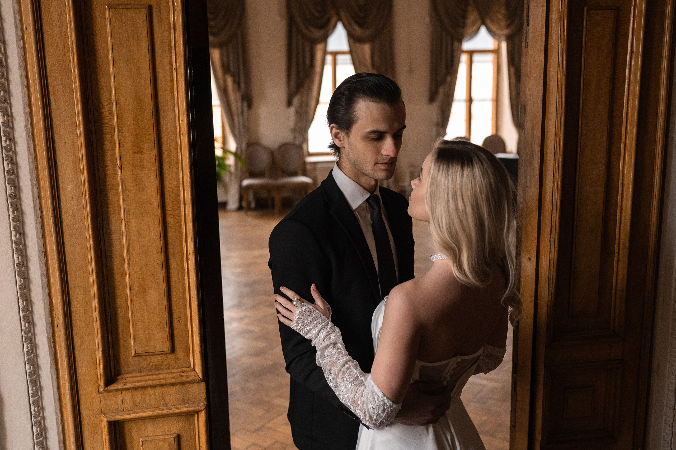 Свадебная фотосессия в&nbsp;Пушкинской библиотеке в&nbsp;Москве, регистрация брака библиотека- читальня Пушкина, библиотека Пушкина церемония, адрес счастья библиотека Пушкина, фотограф Москва на&nbsp;регистрацию