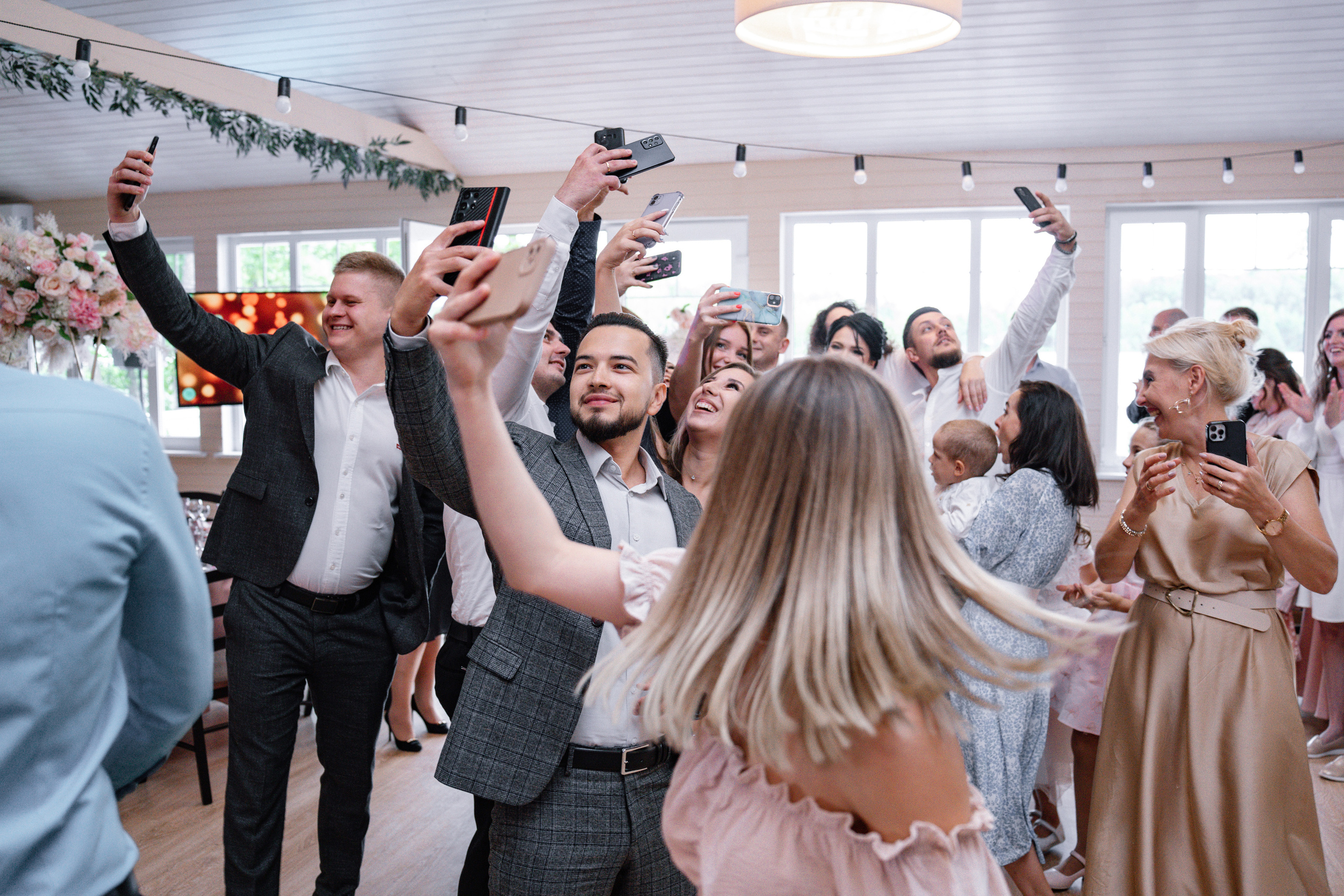 Свадьба в Медвежьих озерах, свадебный фотограф в Медвежьих озерах