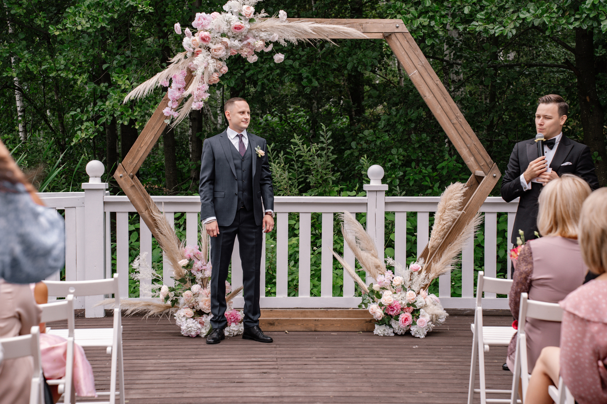 Свадьба в Медвежьих озерах, свадебный фотограф в Медвежьих озерах