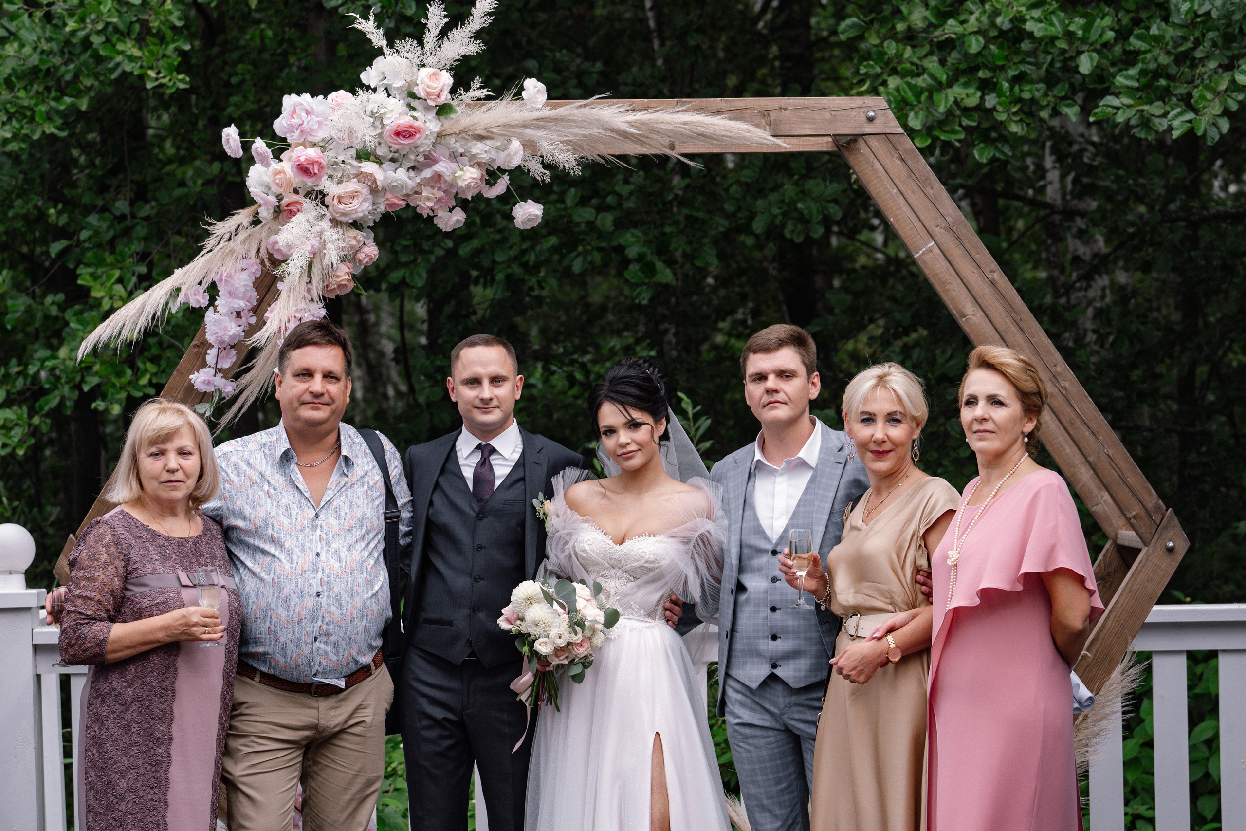 Свадьба в Медвежьих озерах, свадебный фотограф в Медвежьих озерах