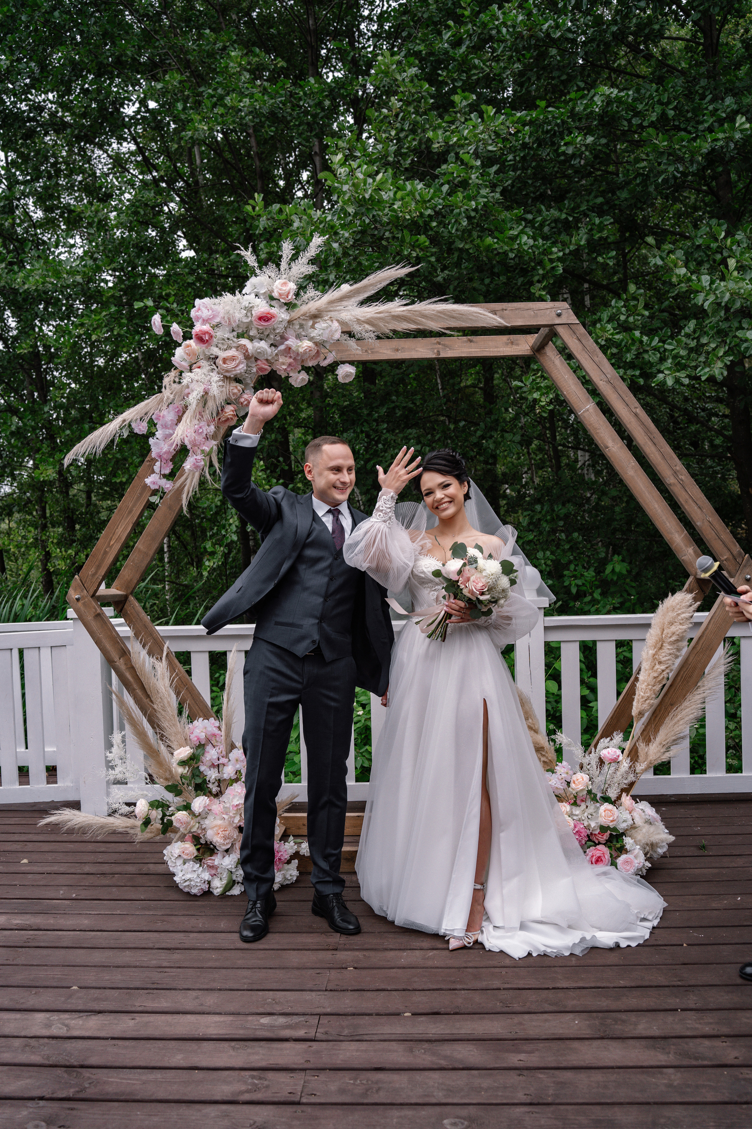 Свадьба в Медвежьих озерах, свадебный фотограф в Медвежьих озерах