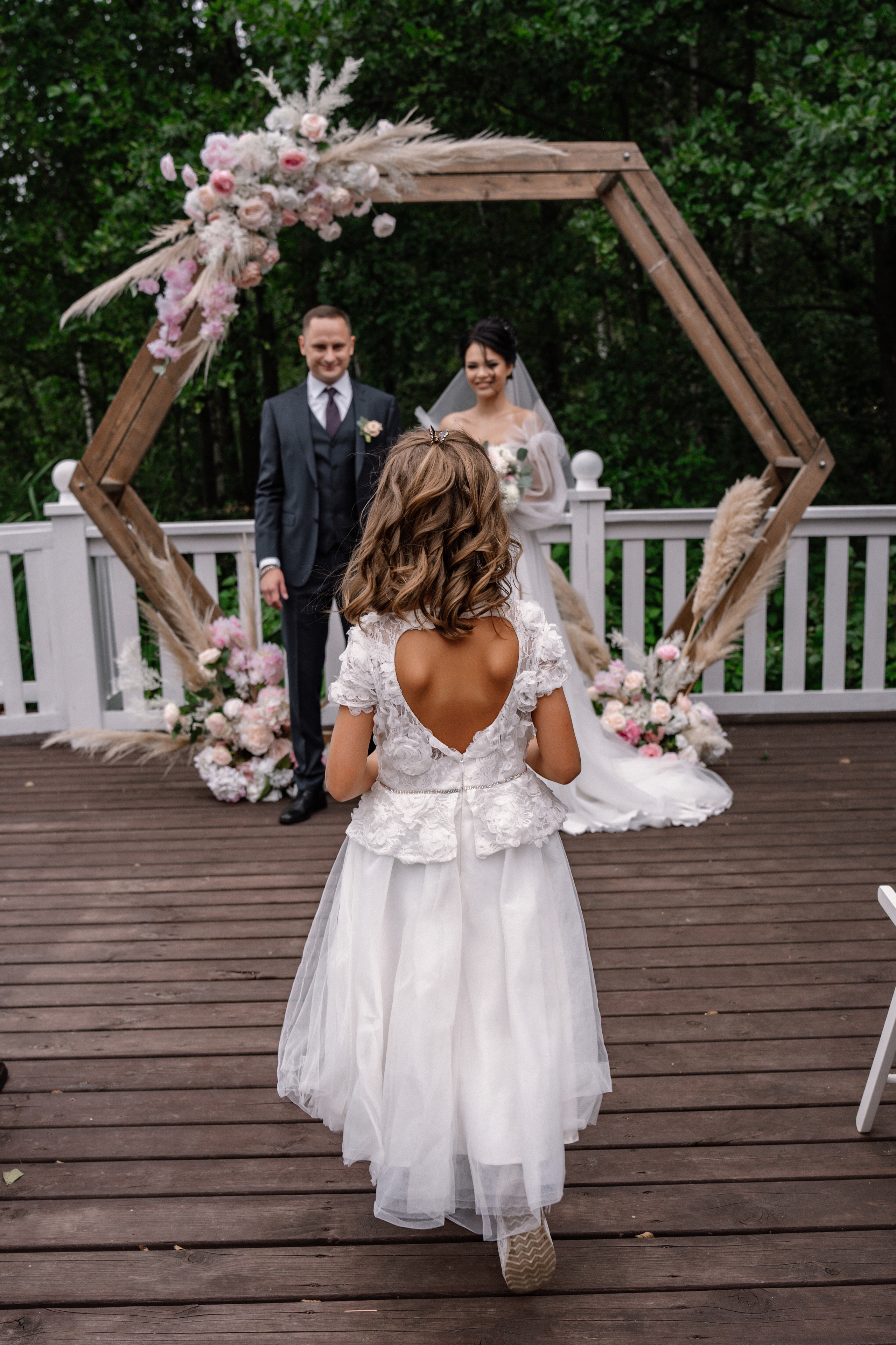 Свадьба в Медвежьих озерах, свадебный фотограф в Медвежьих озерах