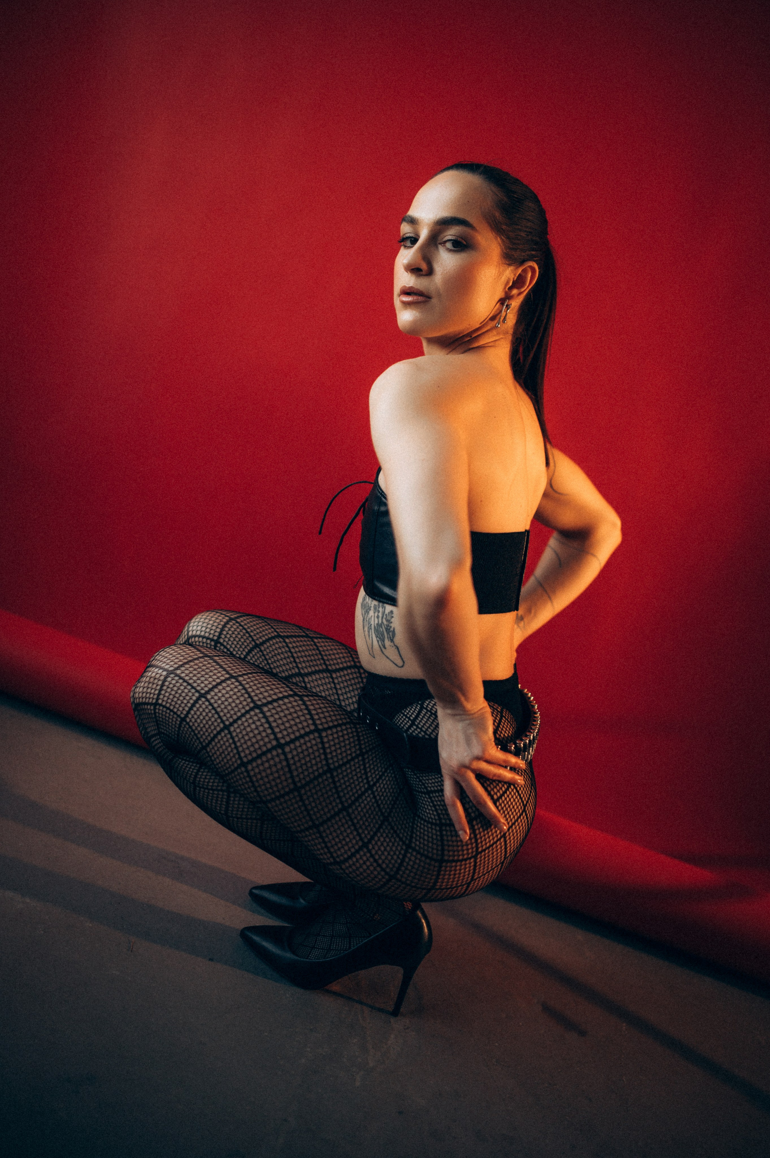 Дерзкая фотосессия в студии. Фотограф Алексин, Тула