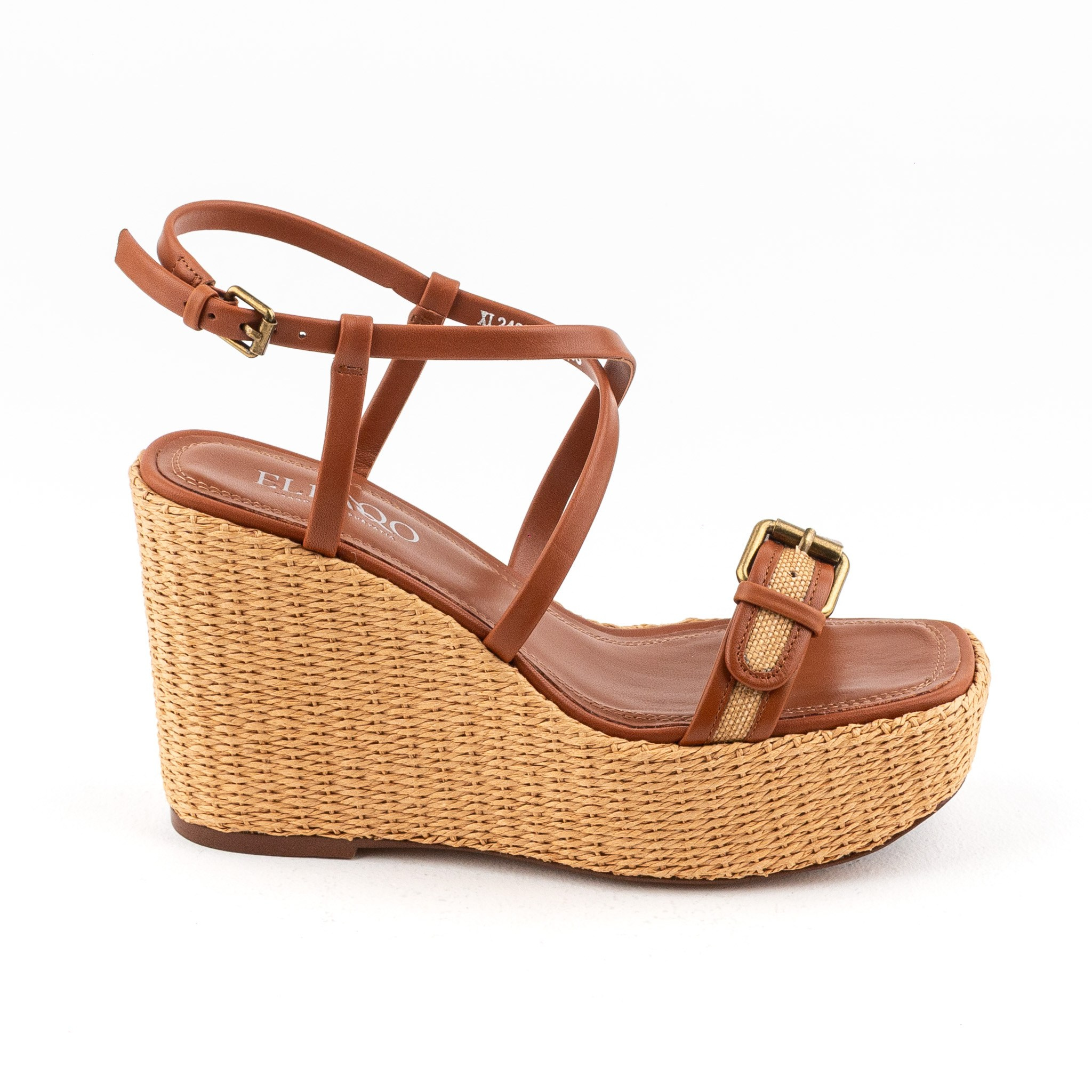 Обувь. Александр Стряпунин — предметный фотограф в Улан-Удэ