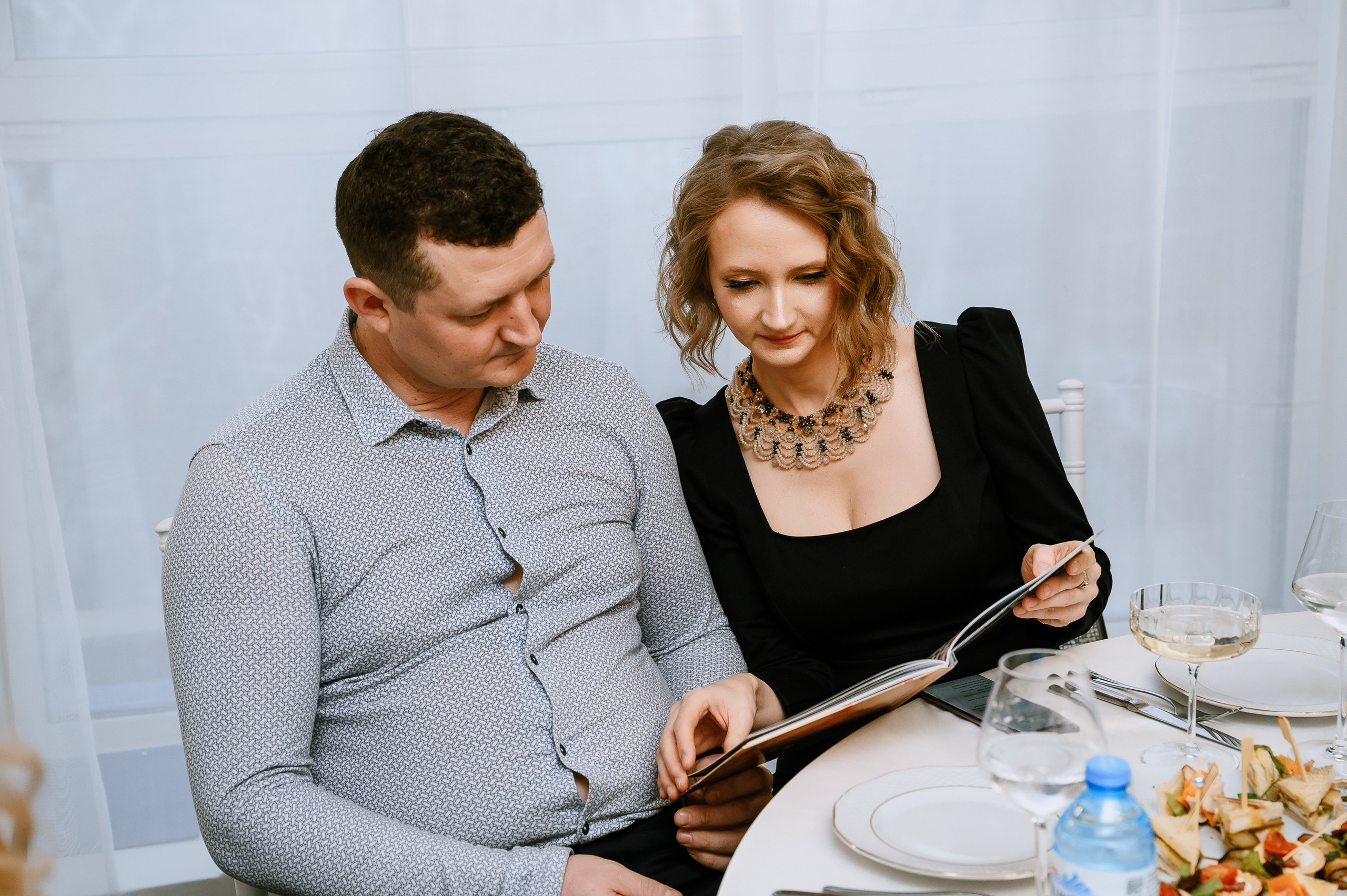 Поэтический вечер Ольги Любимовой. Свадебный и просто хороший фотограф в Челябинске