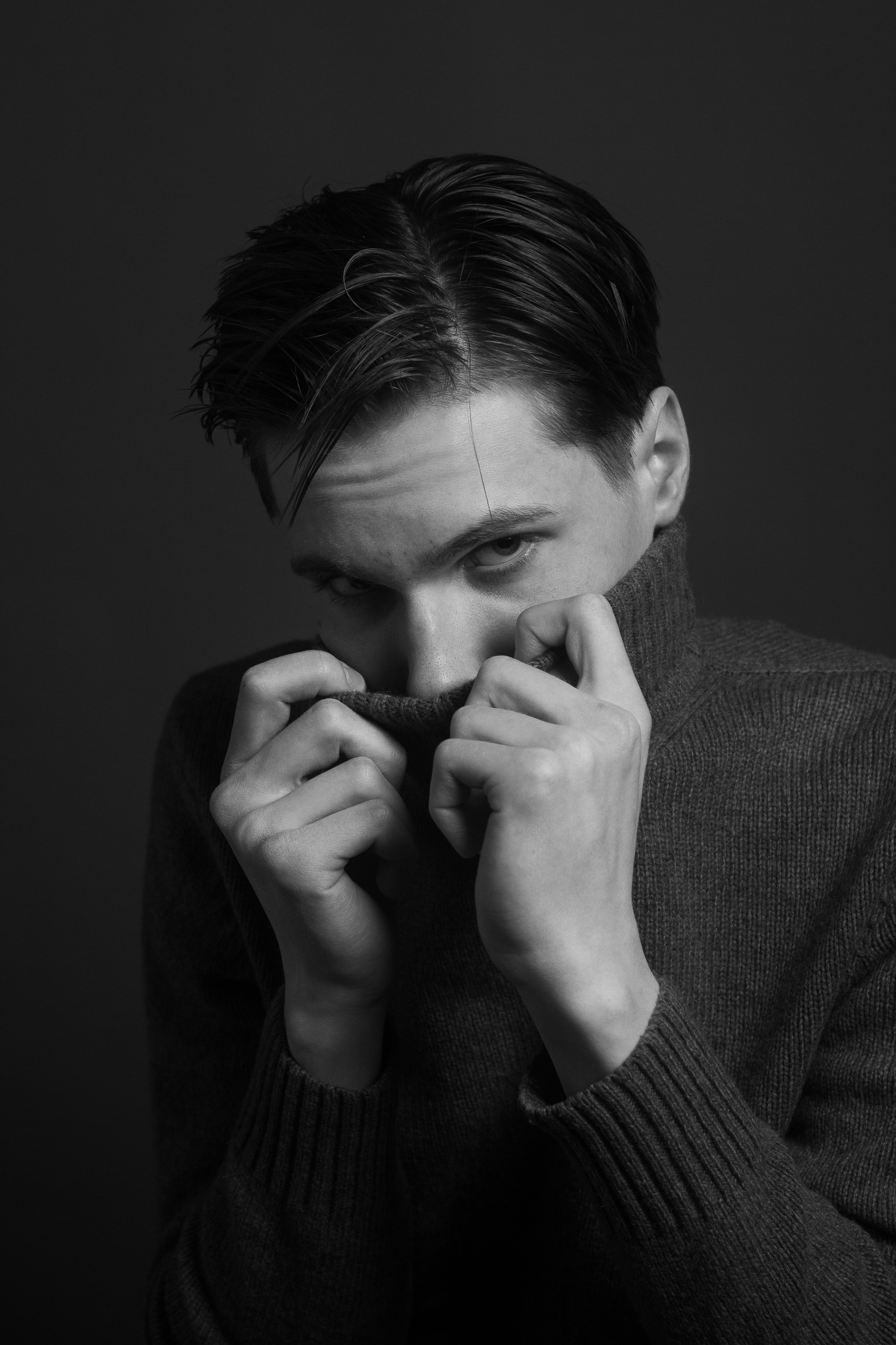 Макар, актер рекламы. Контент-фотограф для творческих единиц и мастеров в Санкт-Петербурге