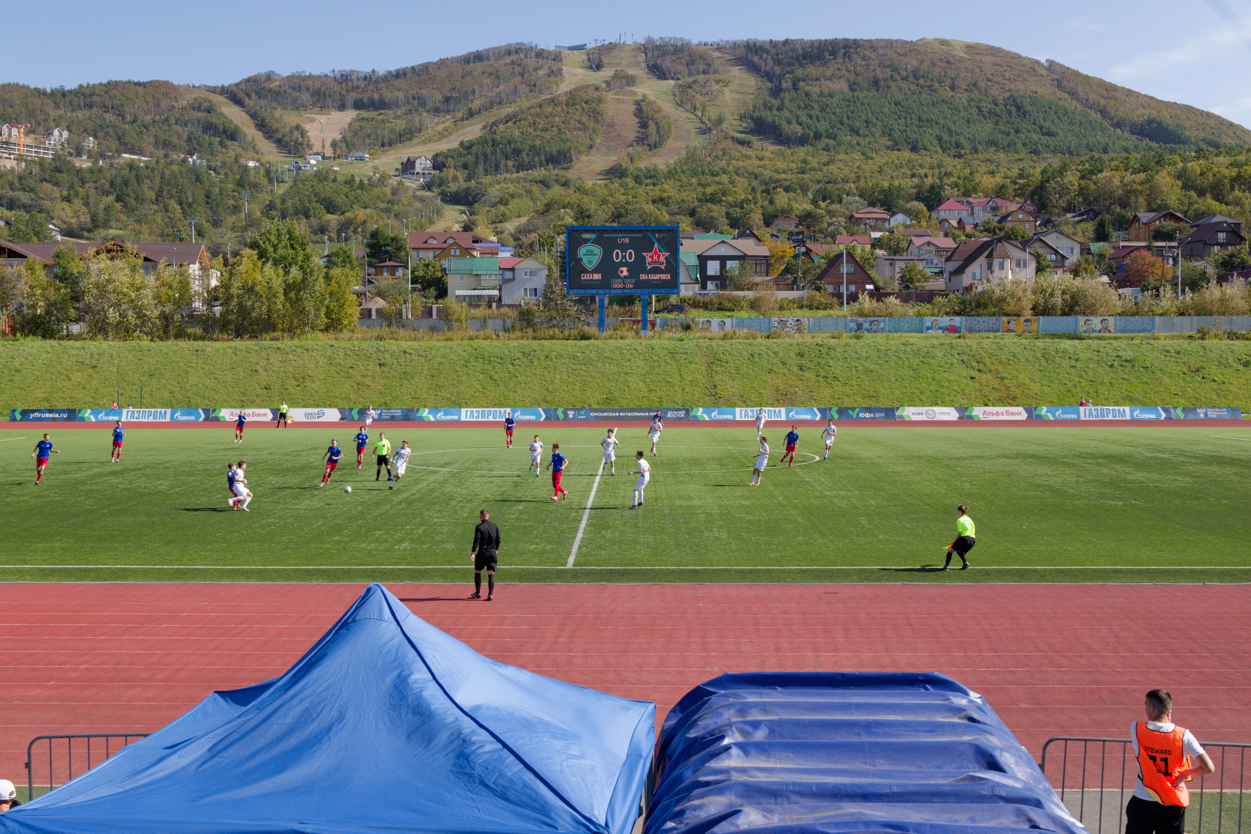 Матч ЮФЛ Сахалин-Хабаровск (U-16). Кутузов Евгений Фотограф в Южно-Сахалинске