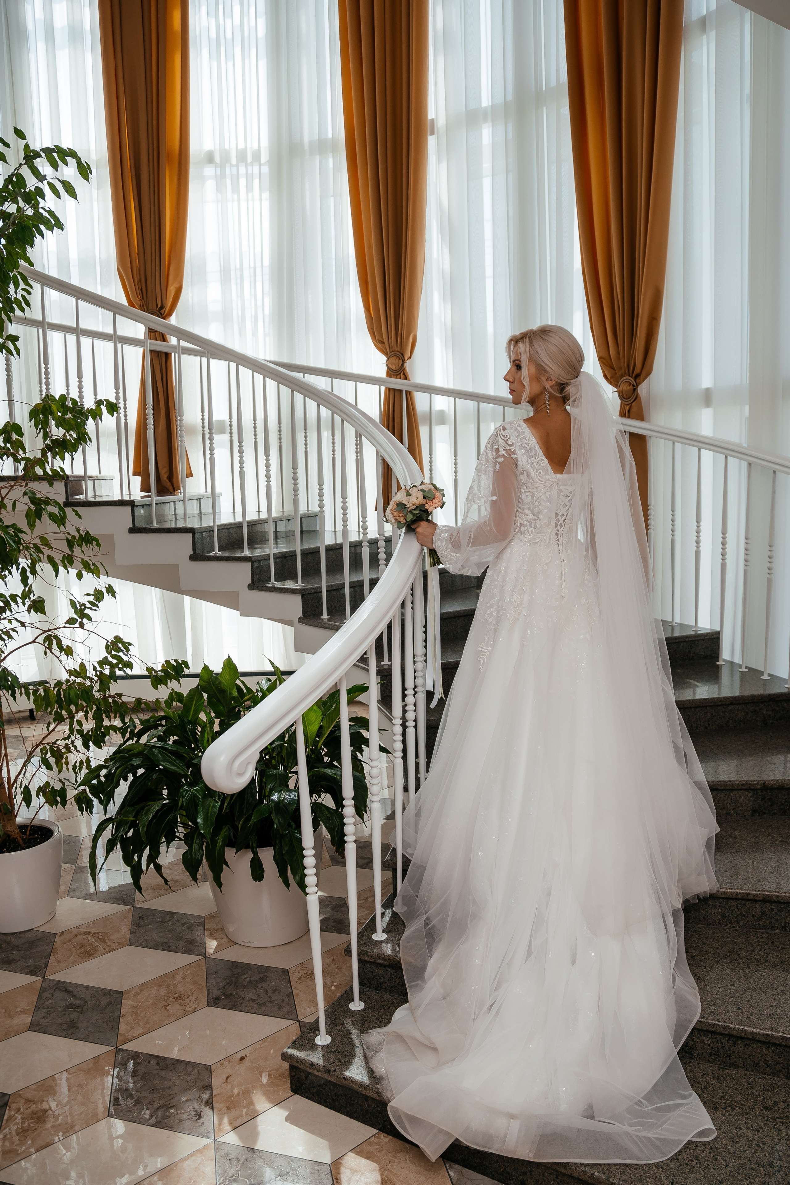 ЗАГС Центральный. Свадебный фотограф Новосибирск