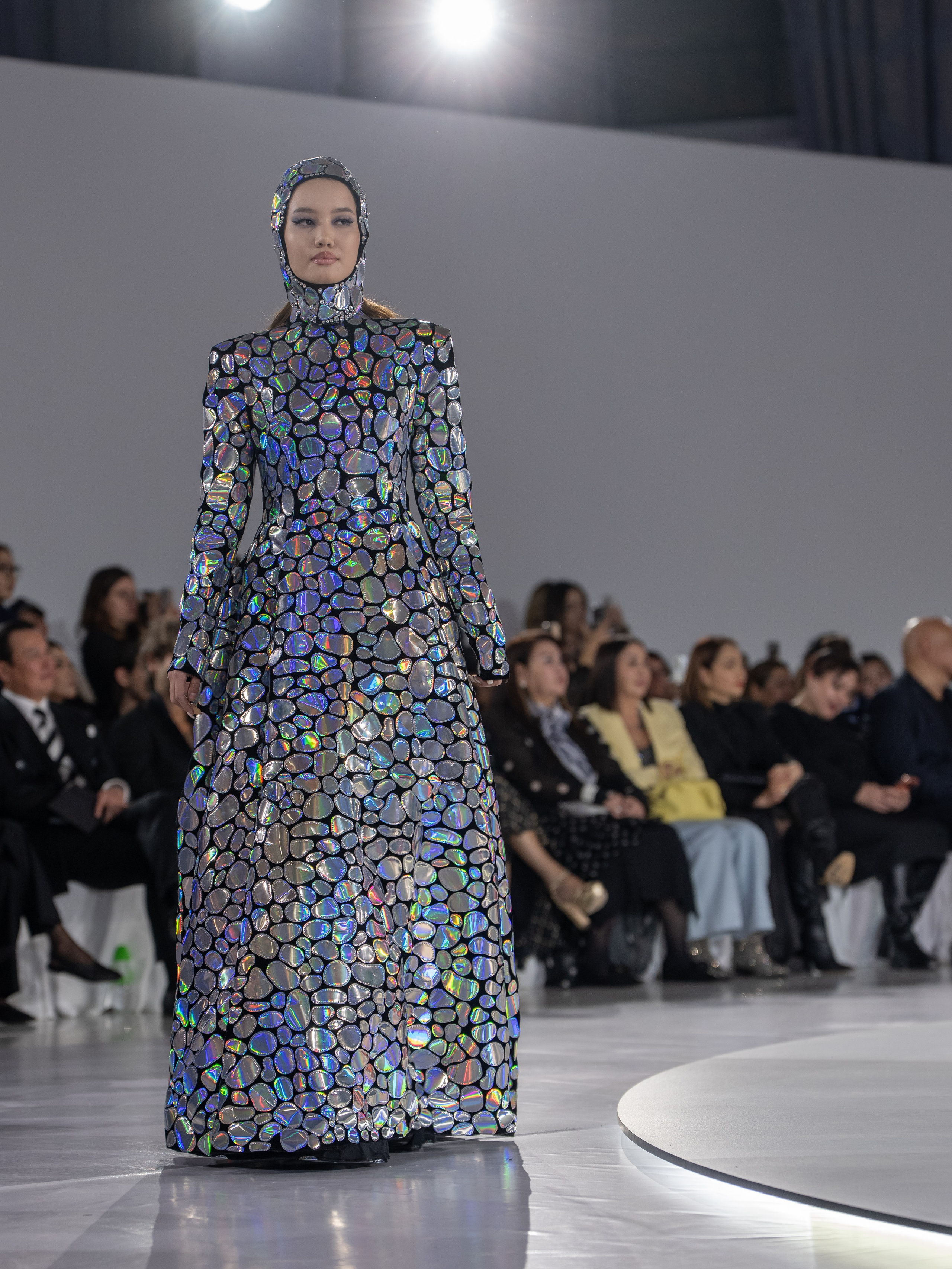 Дизайнер Arunaz. Сайт Алматинского НЮ АРТ, будуар и фэшн фотографа Дениса Карпенко