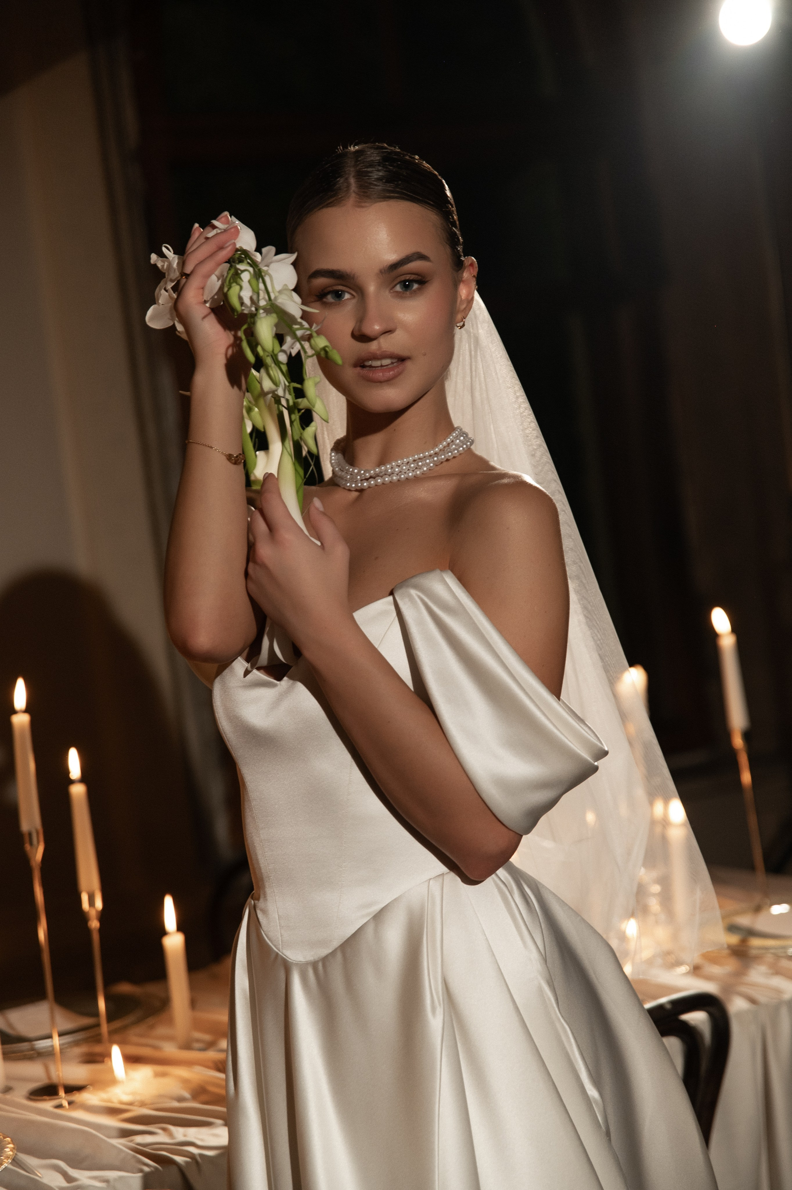 Камерный свадебный ужин при свечах в старинном особняке в фотостудии 21. Kult. Ярослава Ерина — свадебный фотограф в Москве