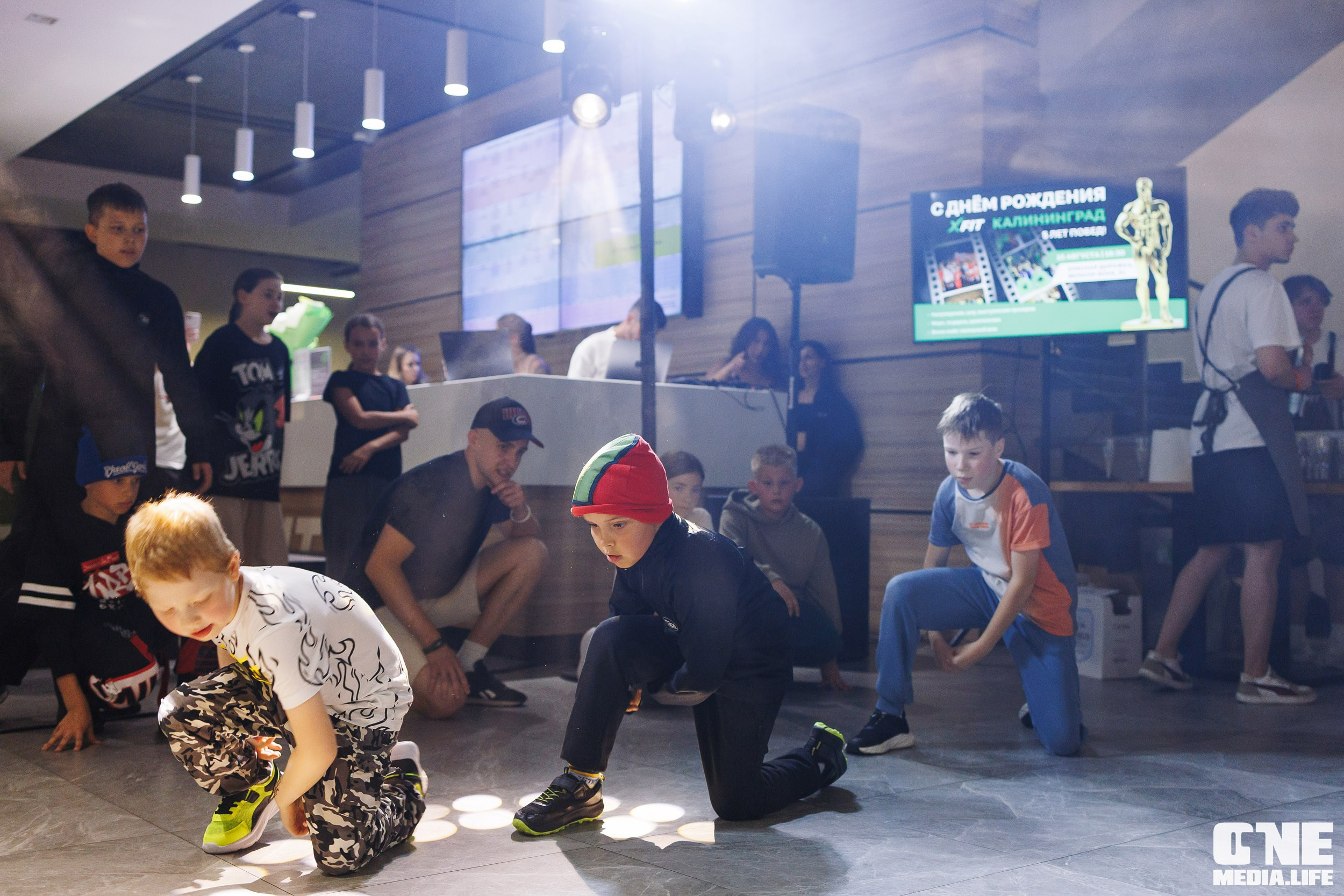 Фоторепортаж с 5-летия фитнес-клуба X-Fit. One Media Life: фоторепортажи, фотоотчеты с мероприятий и заведений