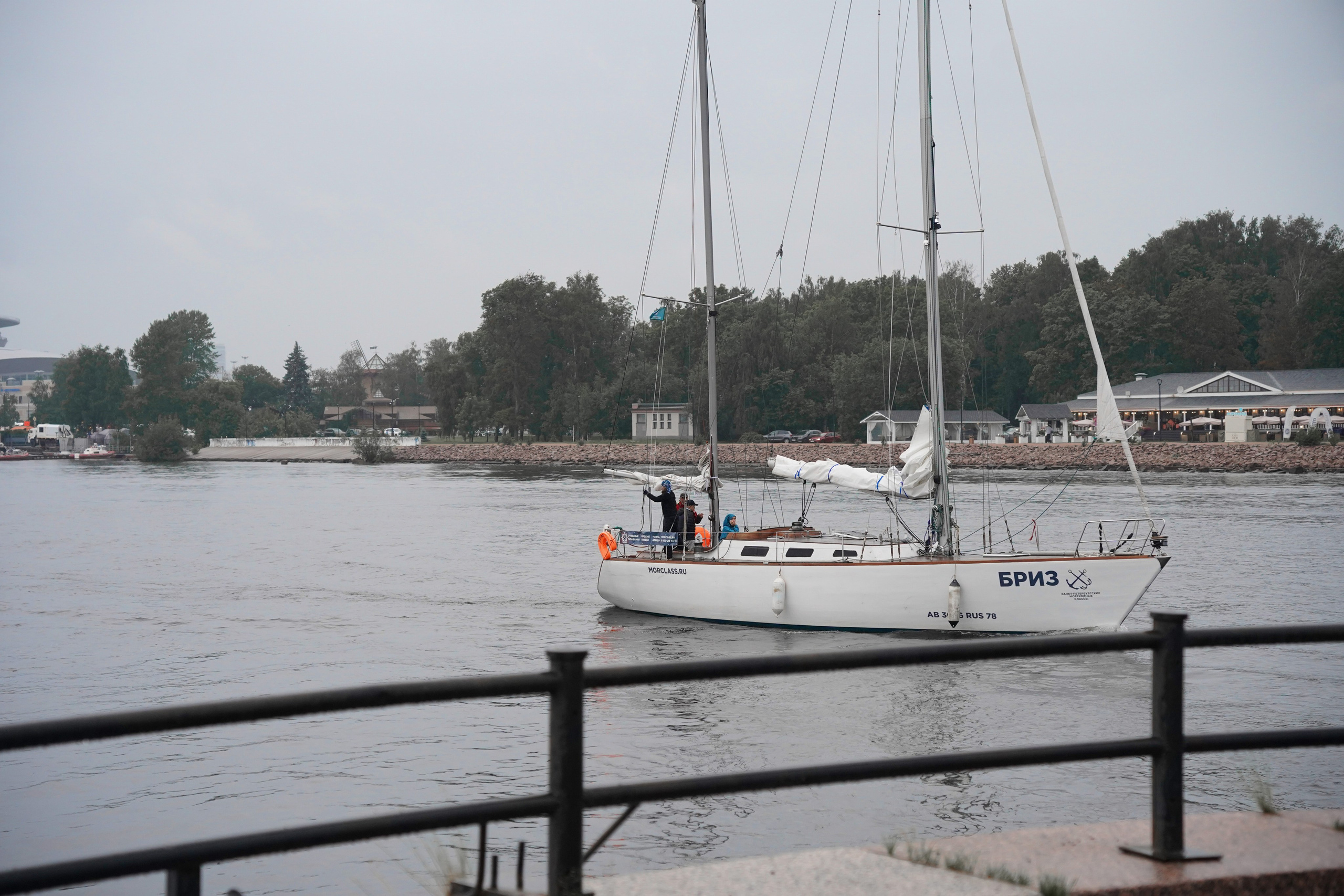Лавстори для Лизы и Андрея. Студийный и портретный фотограф в САНКТ-ПЕТЕРБУРГЕИрина Махаон